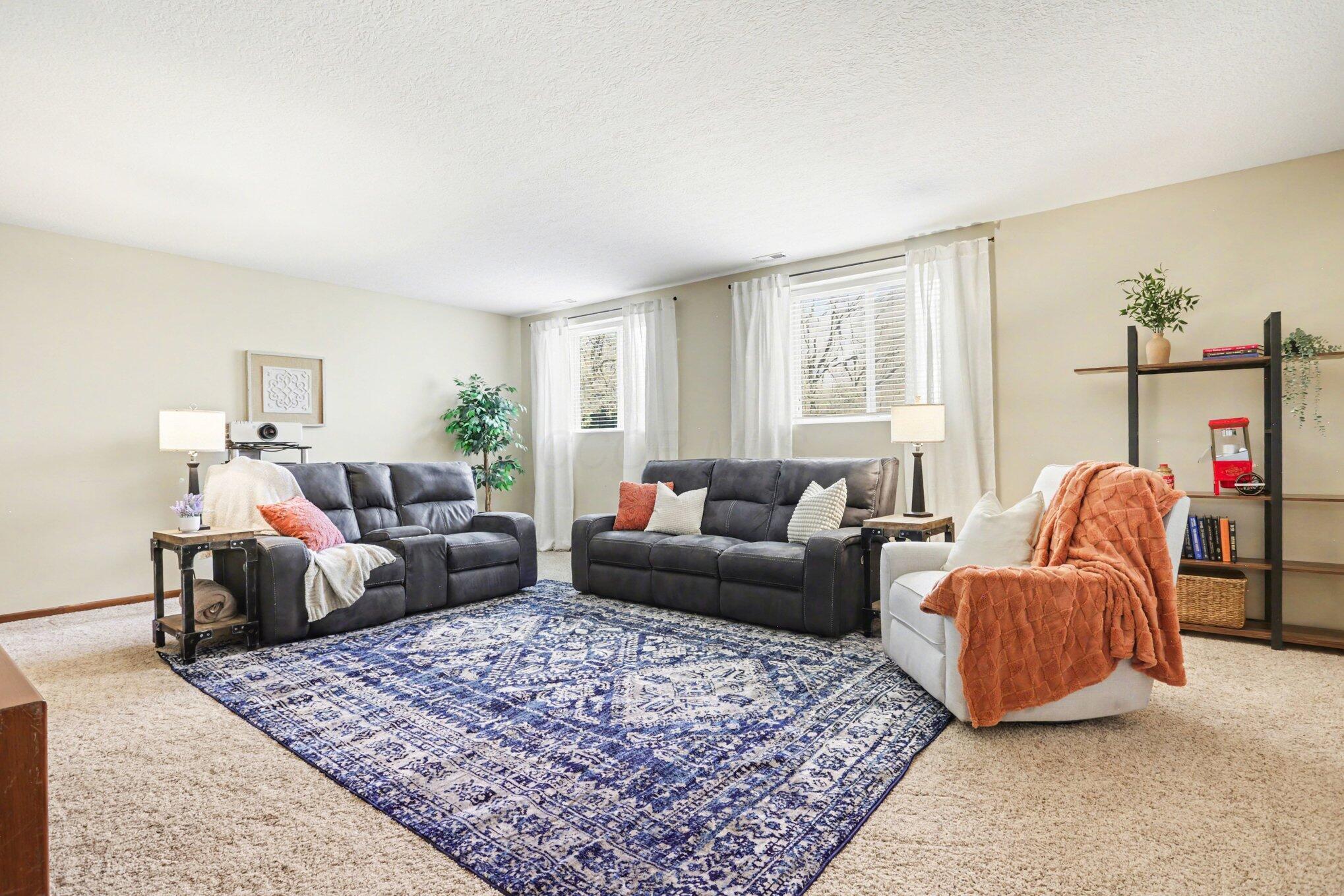 8092 Lombard Way