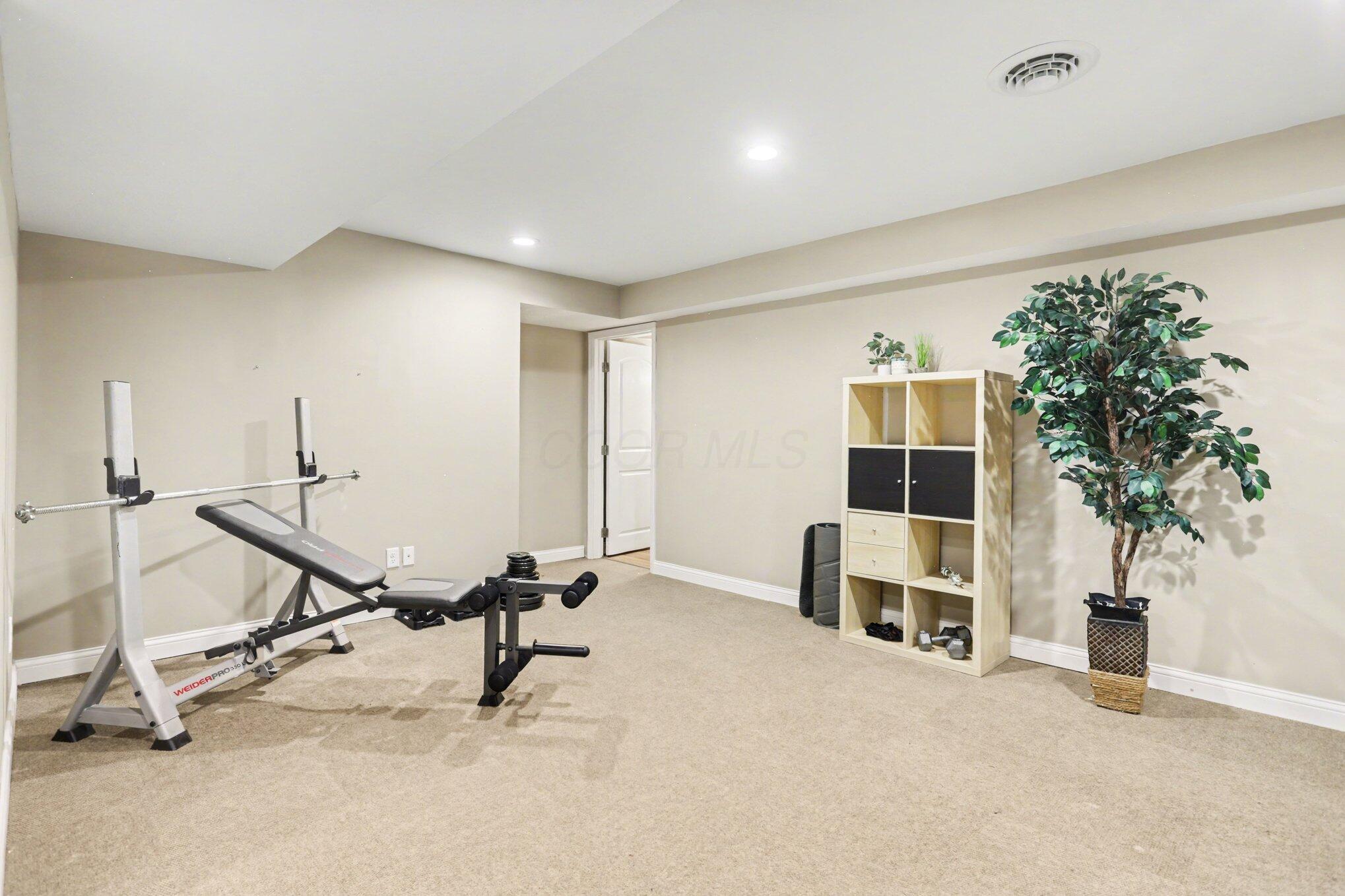 8092 Lombard Way