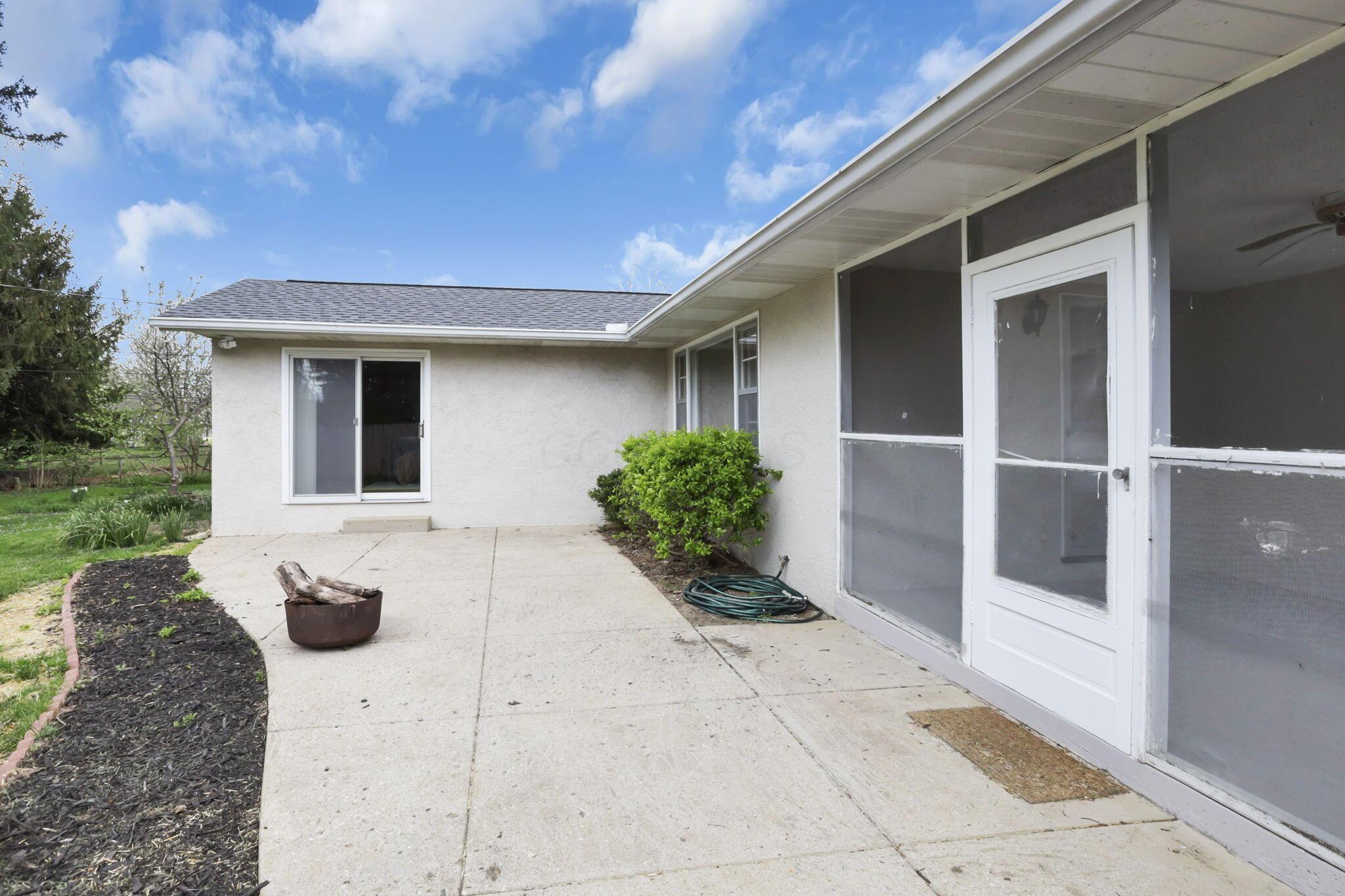 2123 Nayland Road
