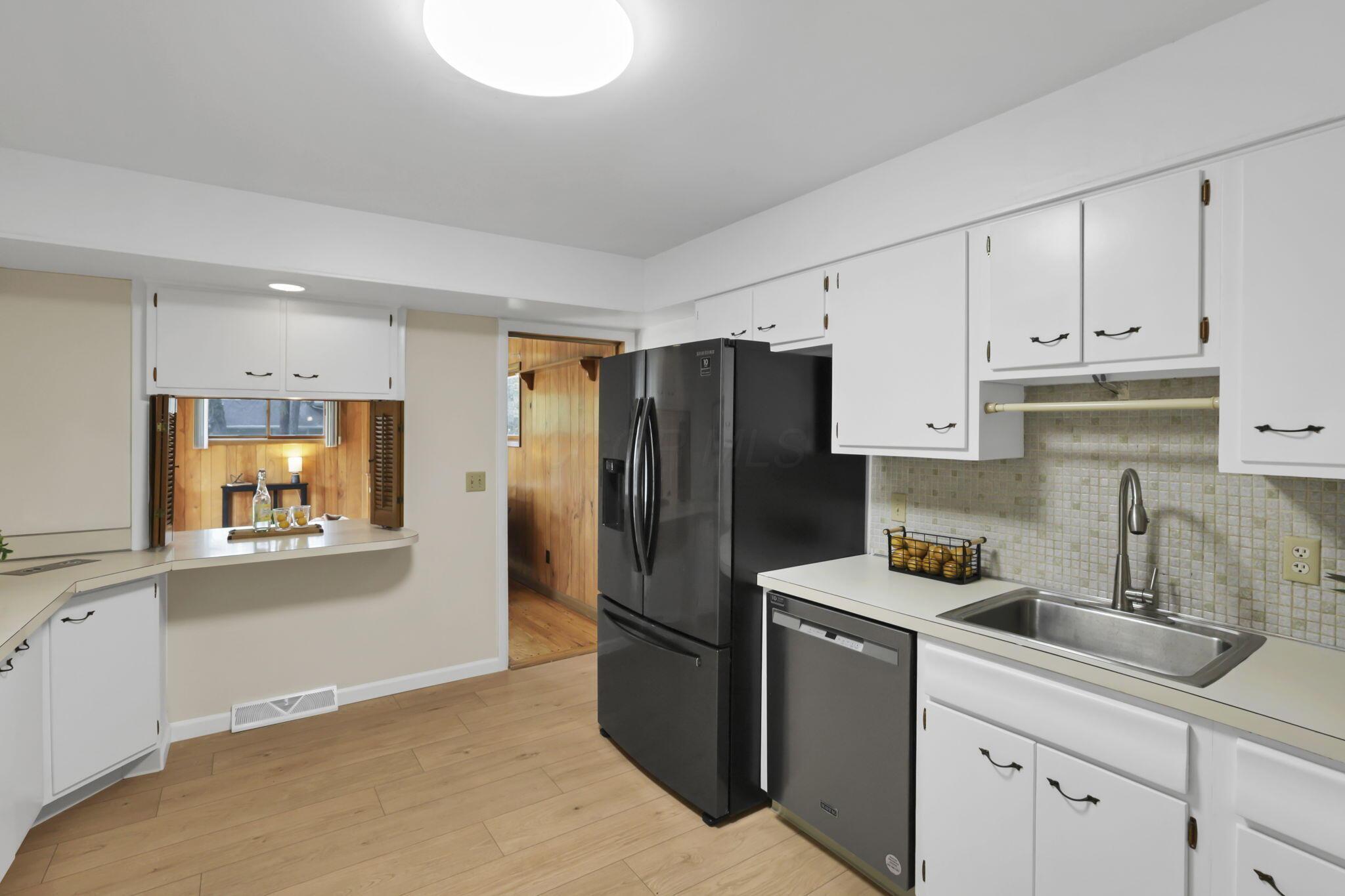 2123 Nayland Road