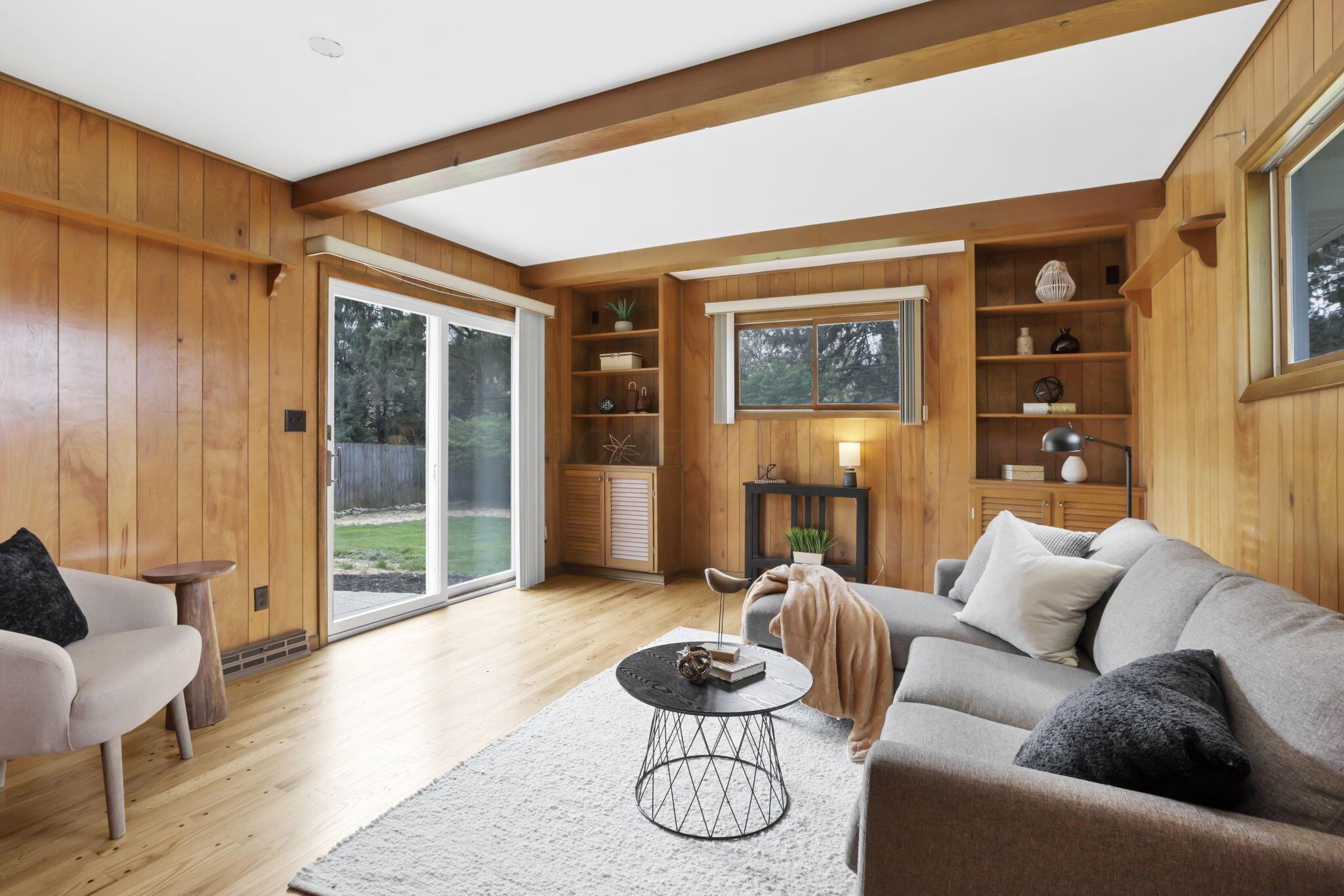 2123 Nayland Road