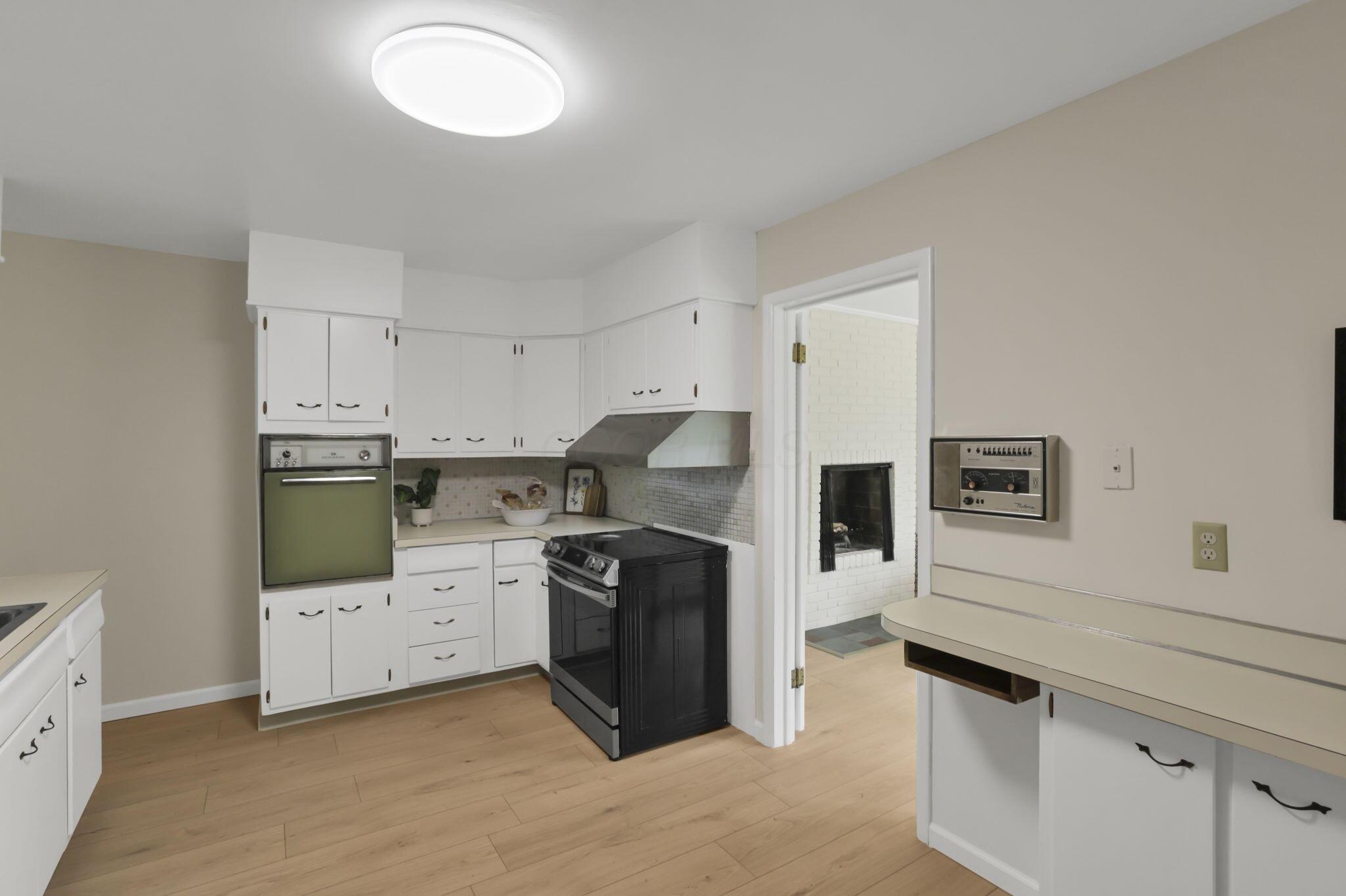 2123 Nayland Road