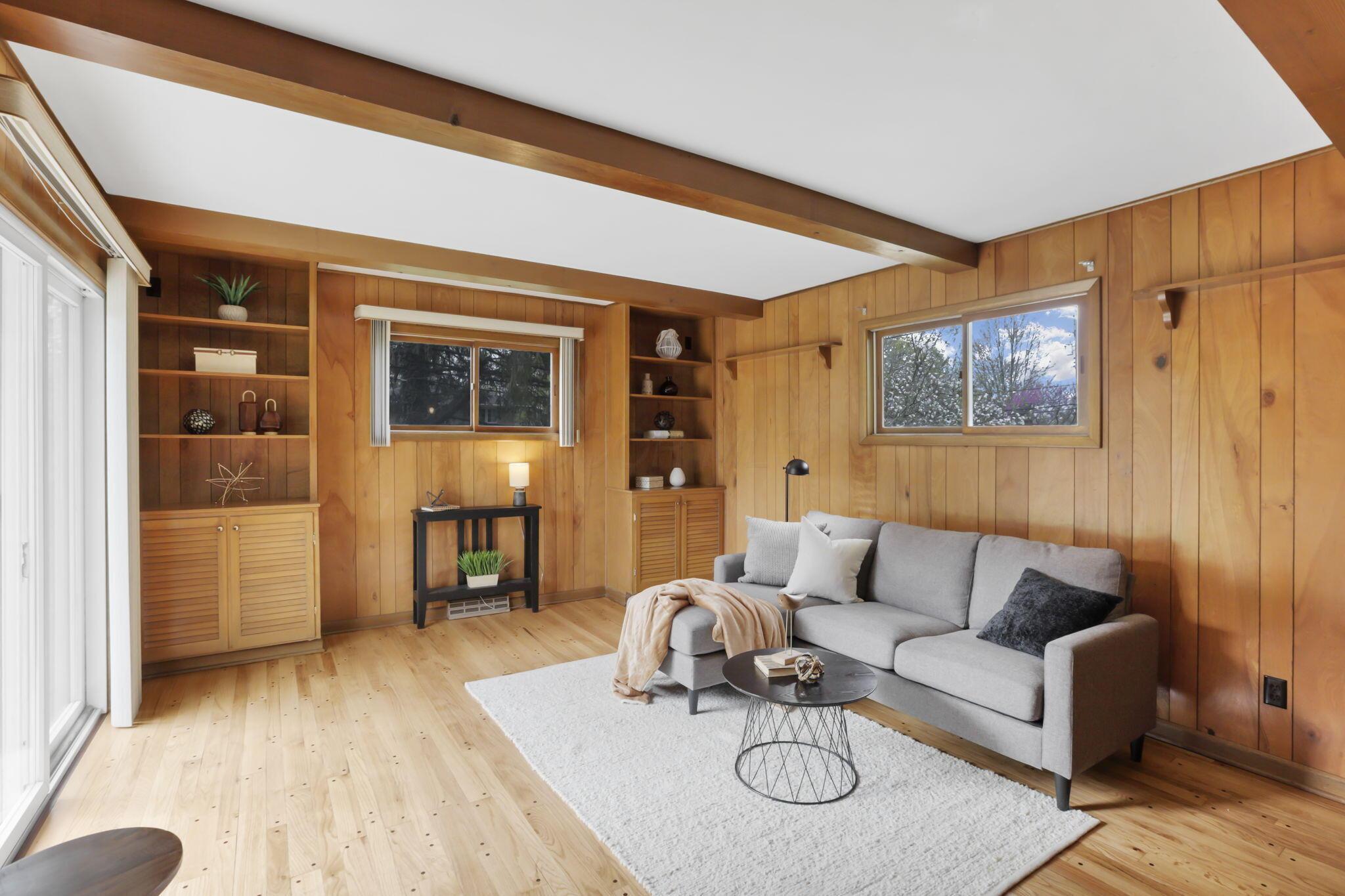 2123 Nayland Road