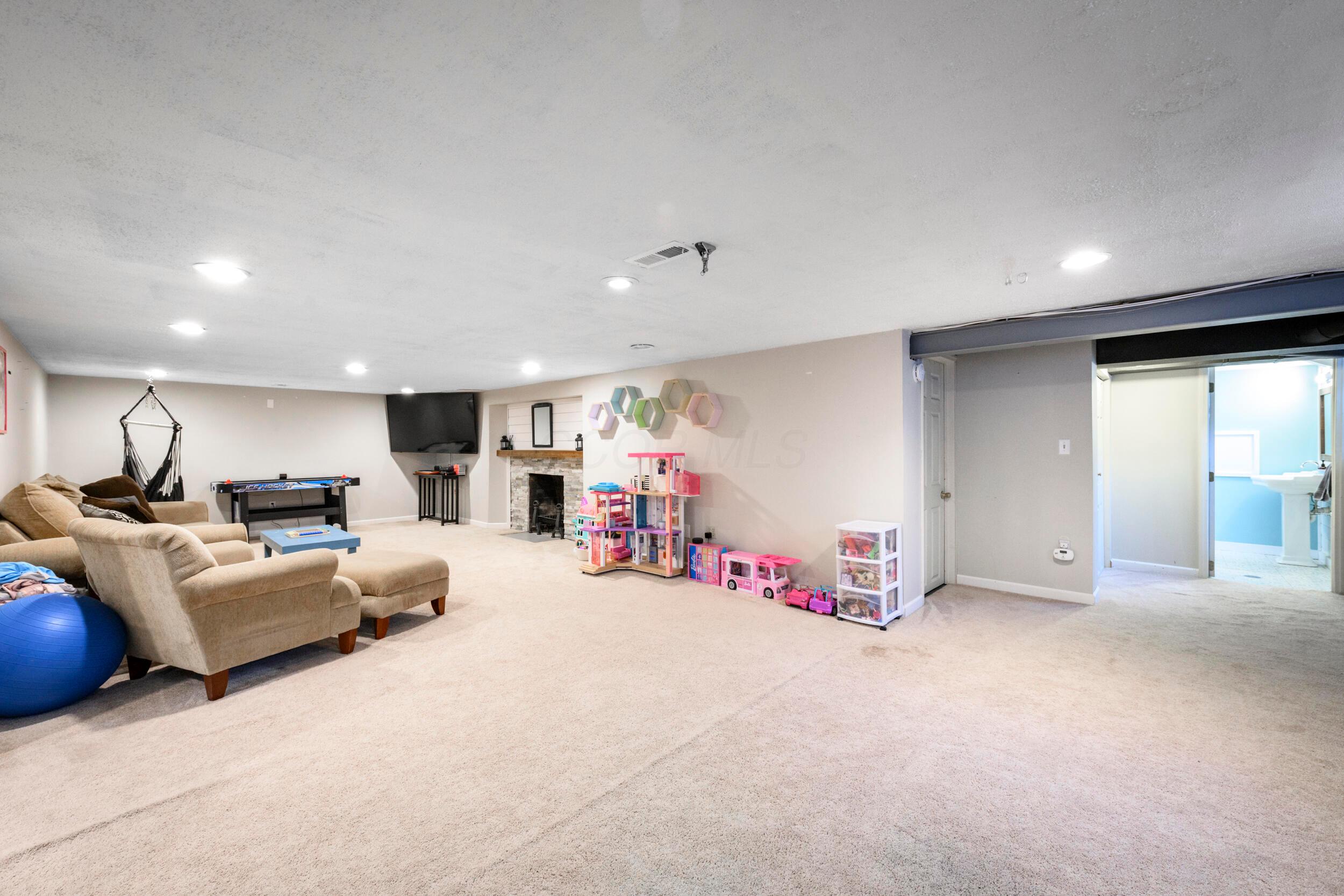 3131 Redding Road