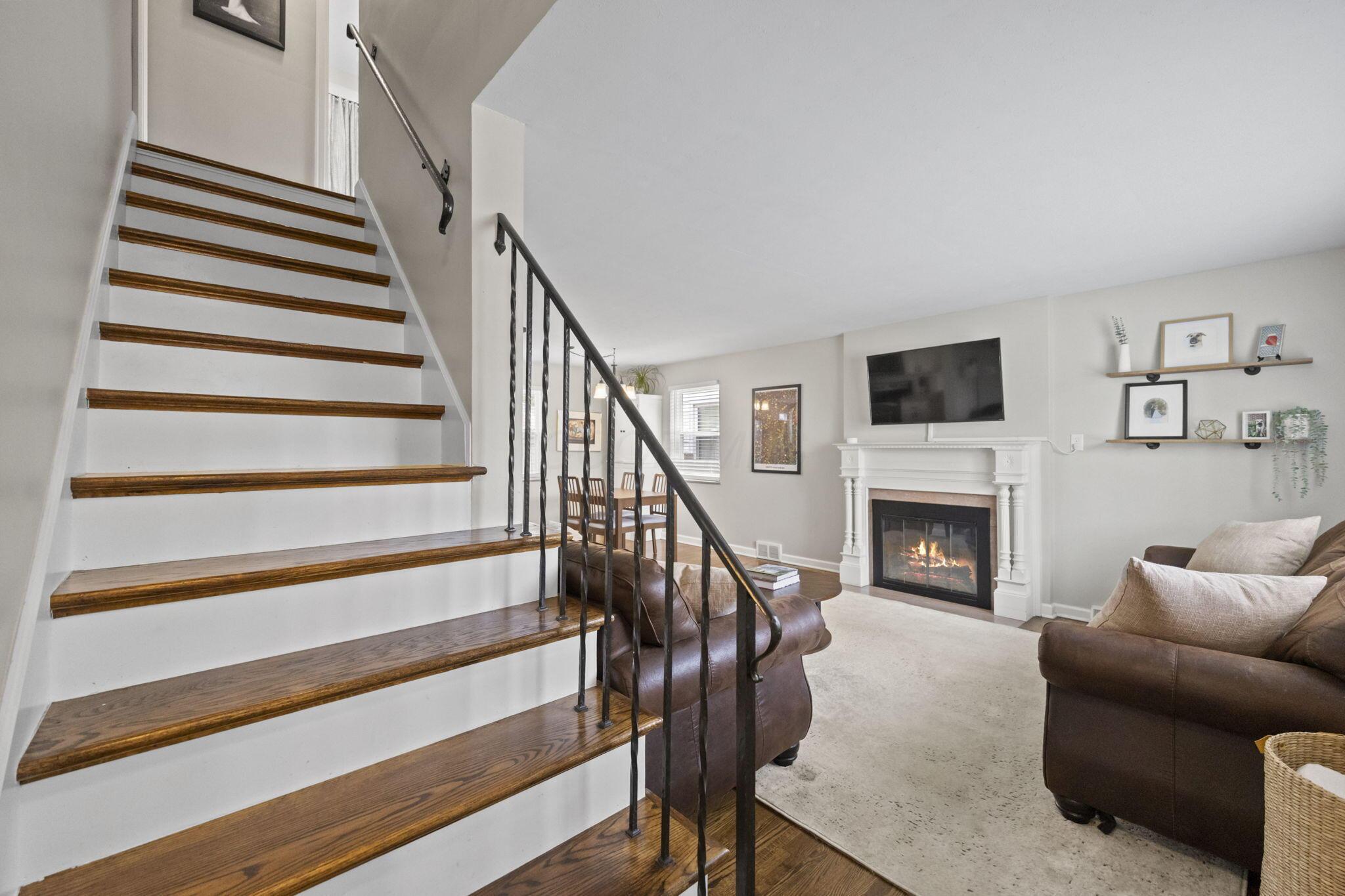 268 S Southampton Avenue