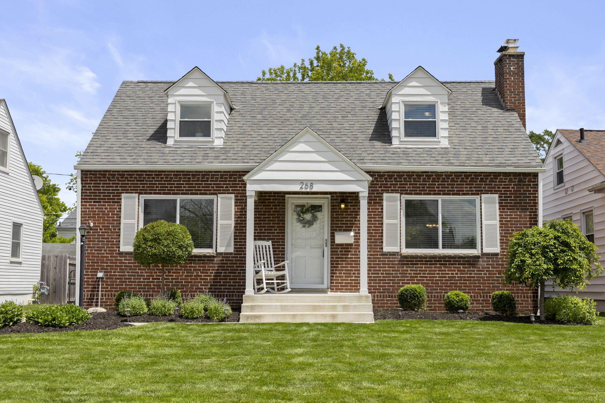 268 S Southampton Avenue