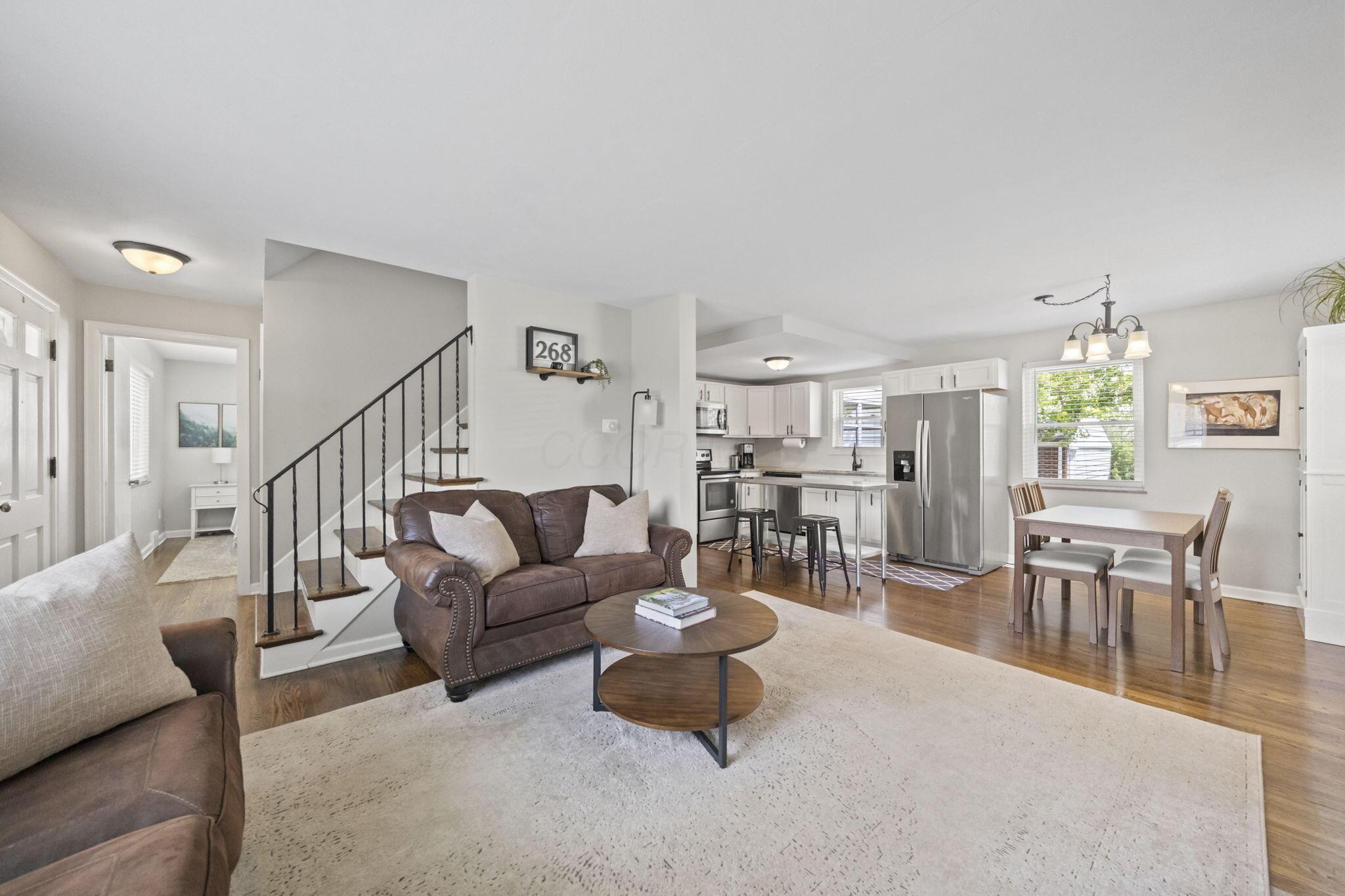 268 S Southampton Avenue