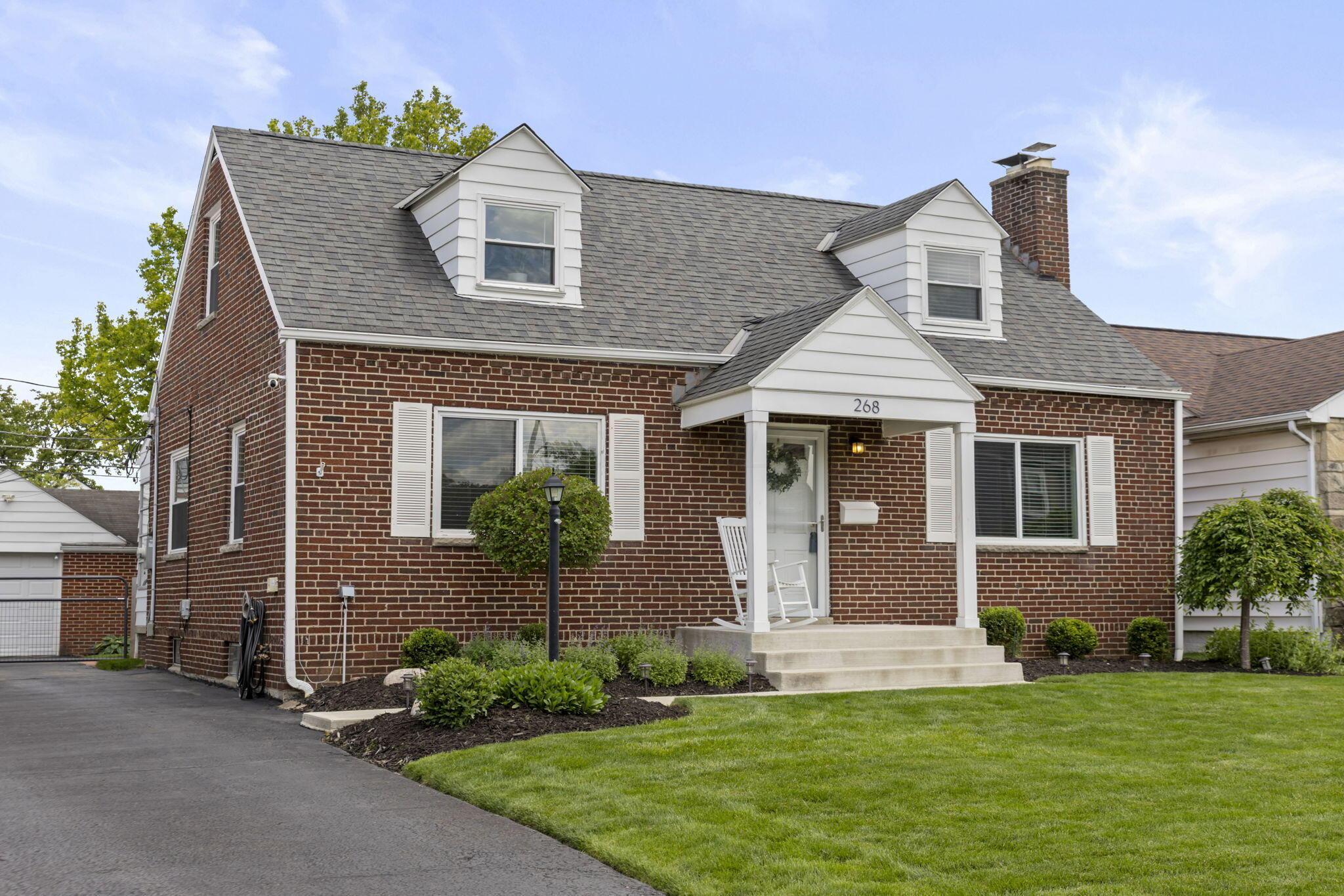 268 S Southampton Avenue