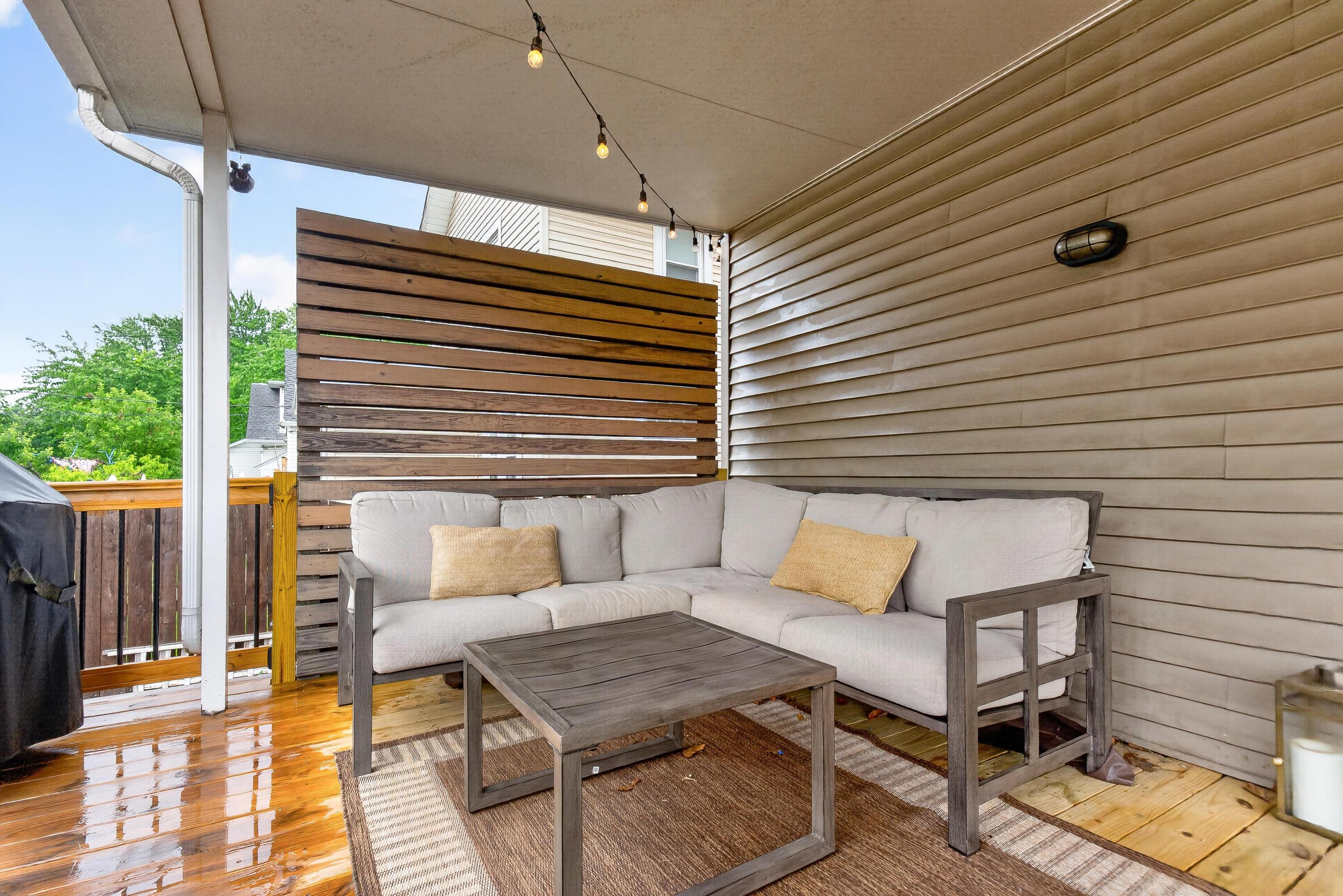 551 Melrose Avenue