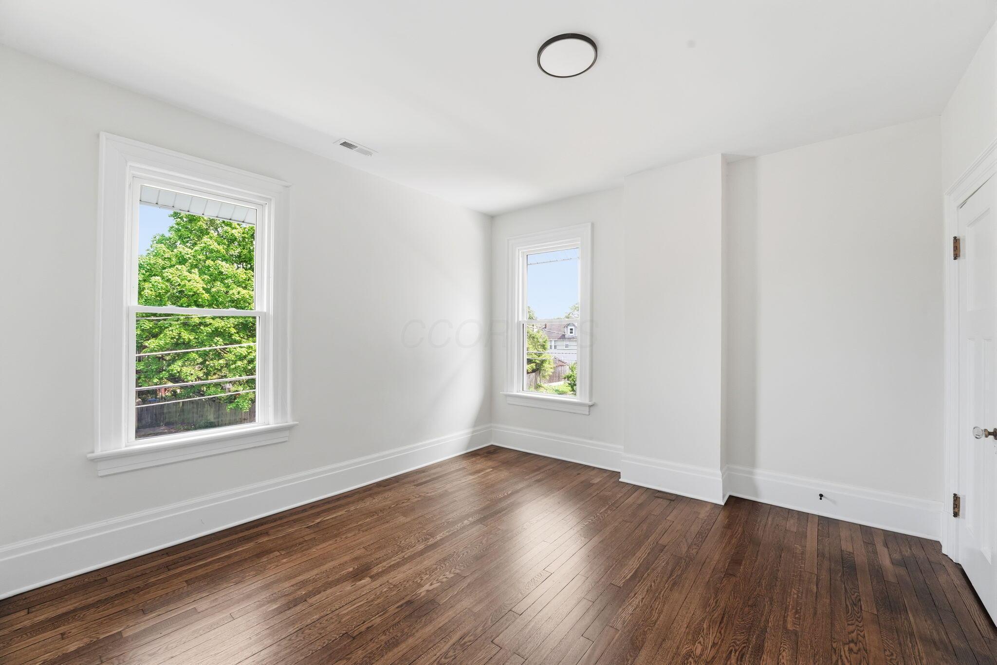 299 Thurman Avenue