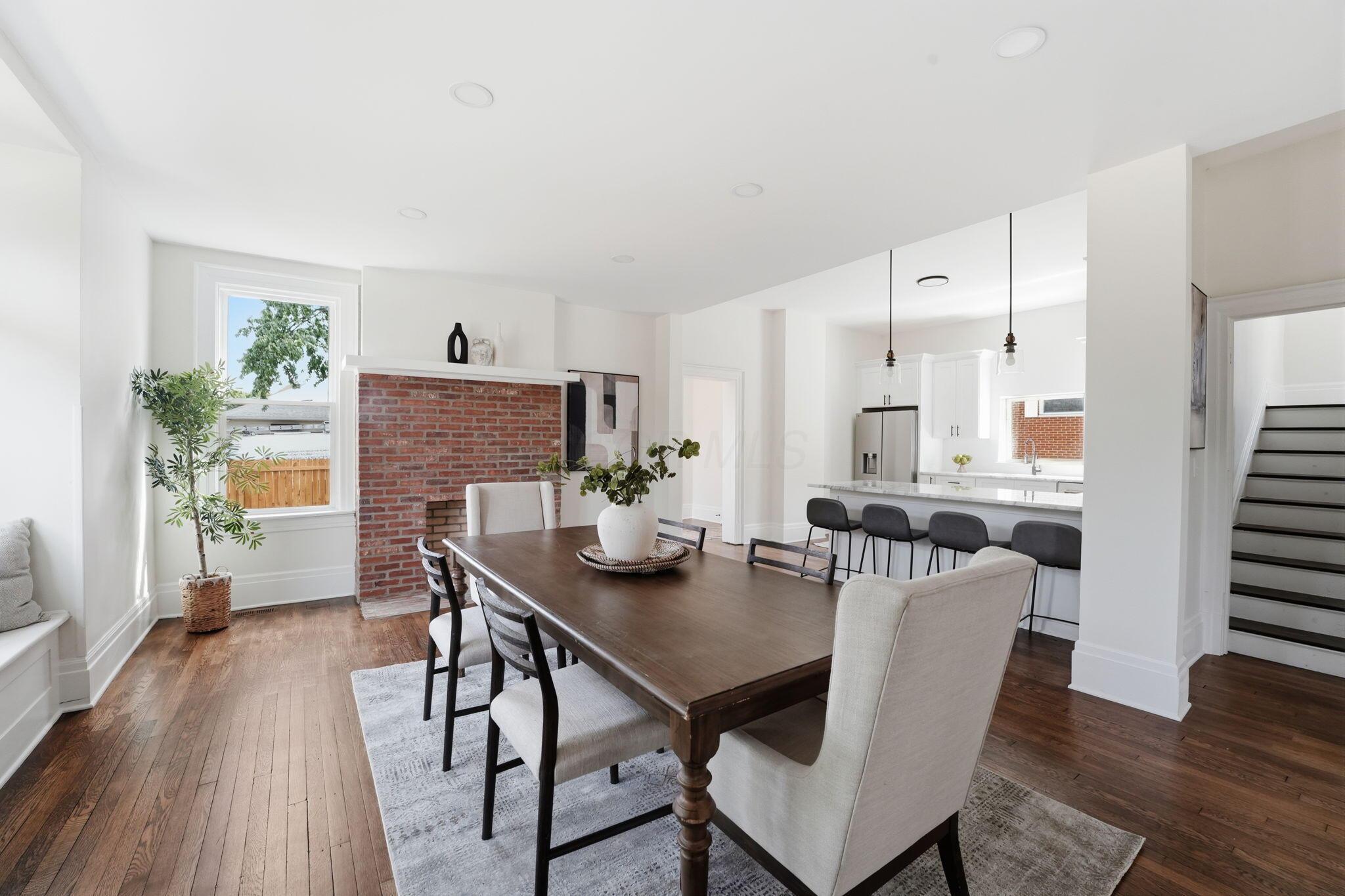 299 Thurman Avenue