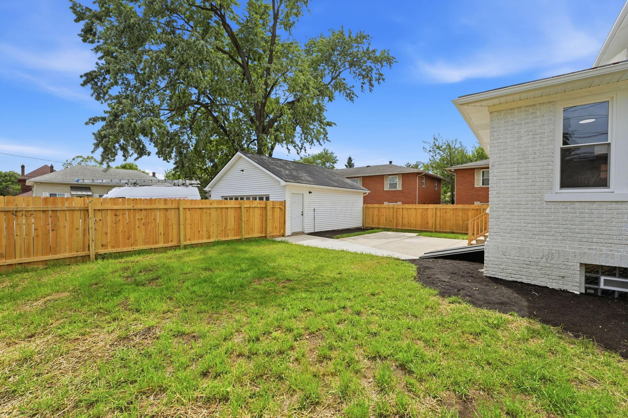 299 Thurman Avenue