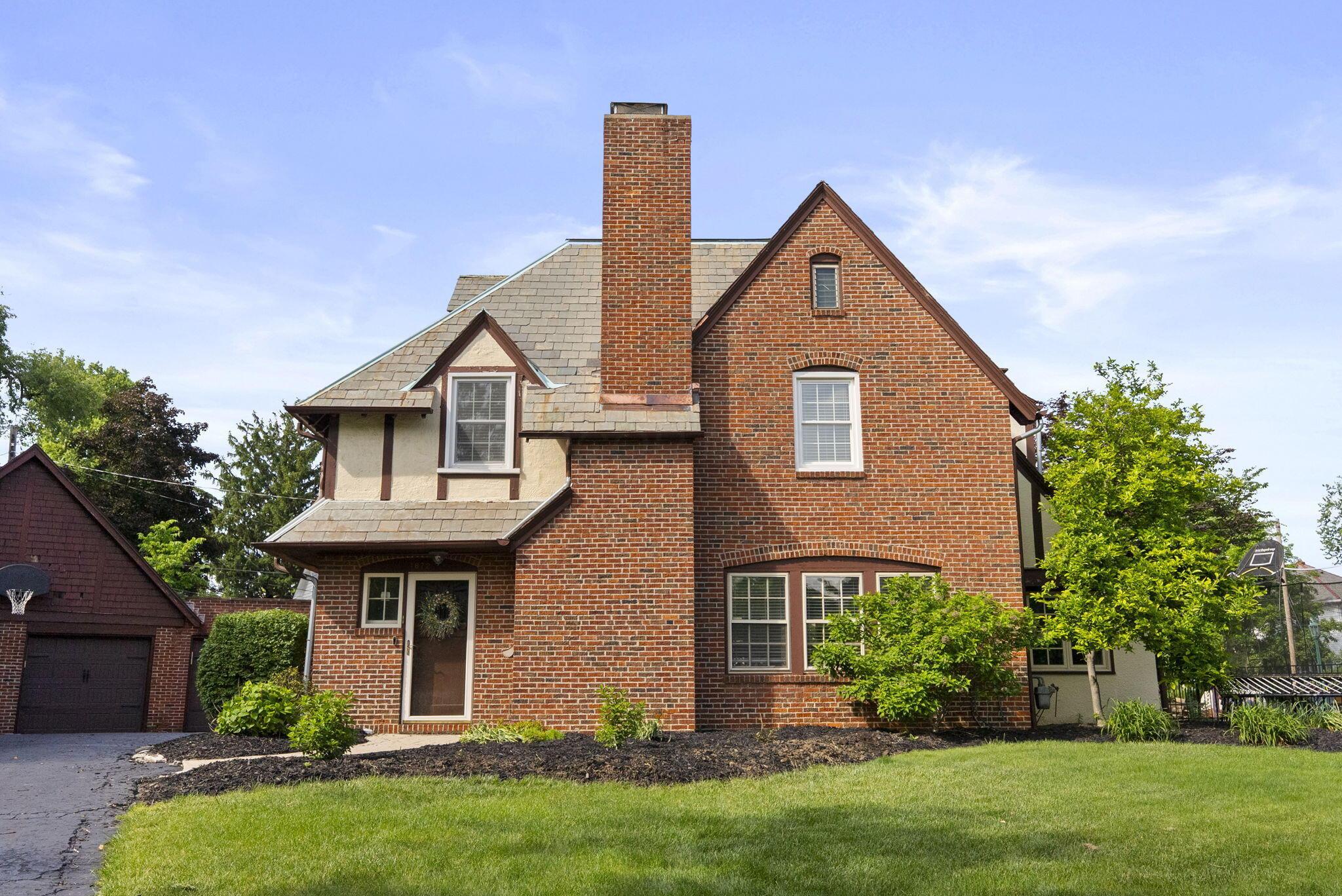 1872 Stanford Road