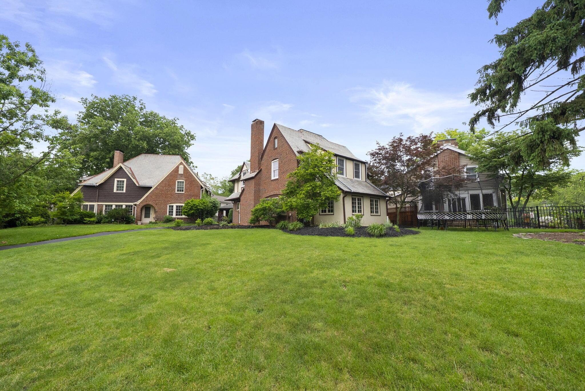 1872 Stanford Road