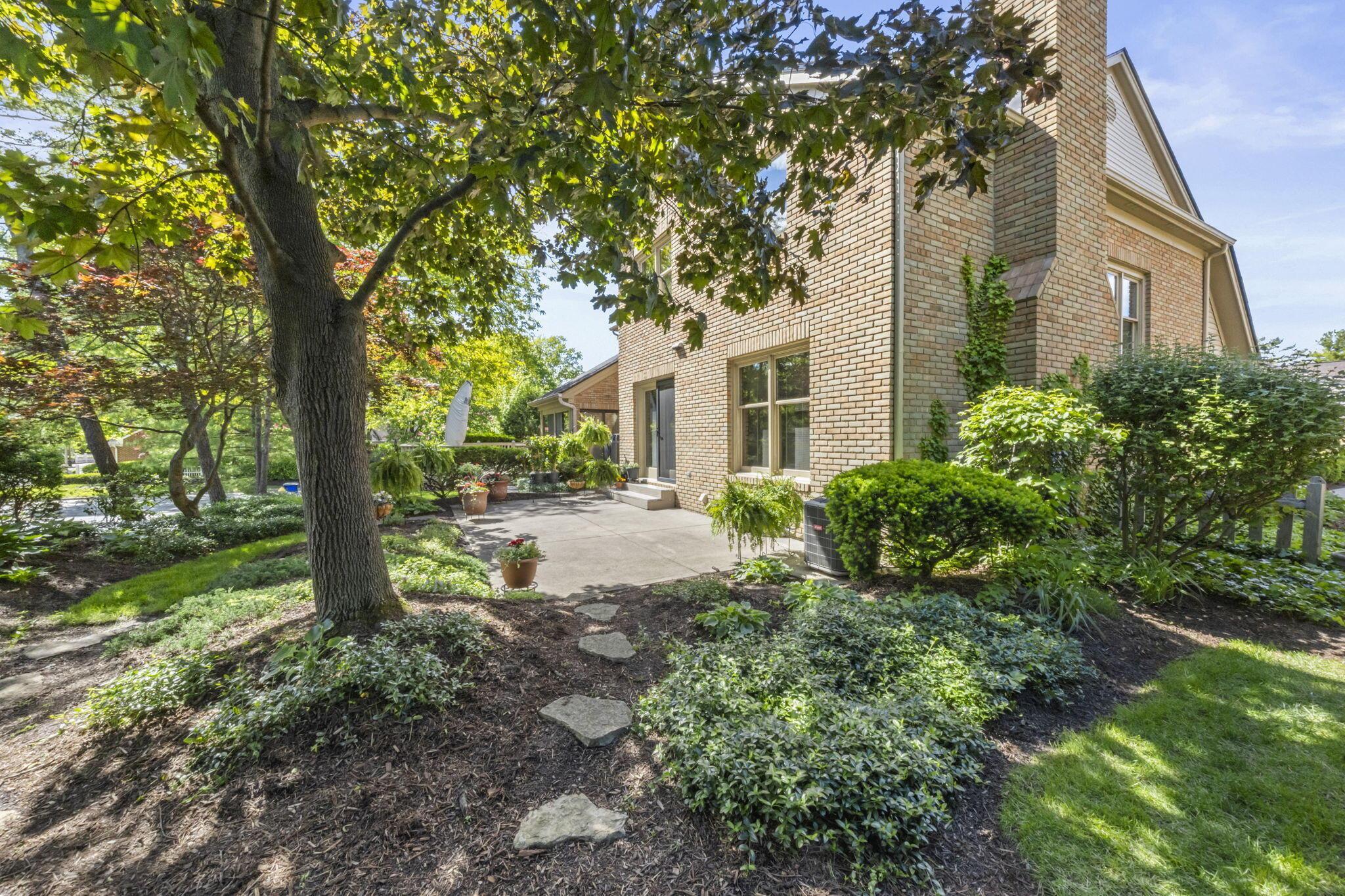 2213 Partlow Drive