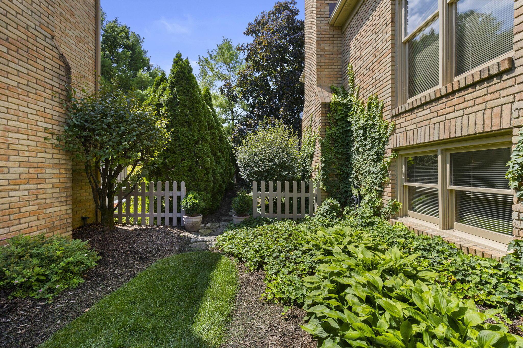 2213 Partlow Drive