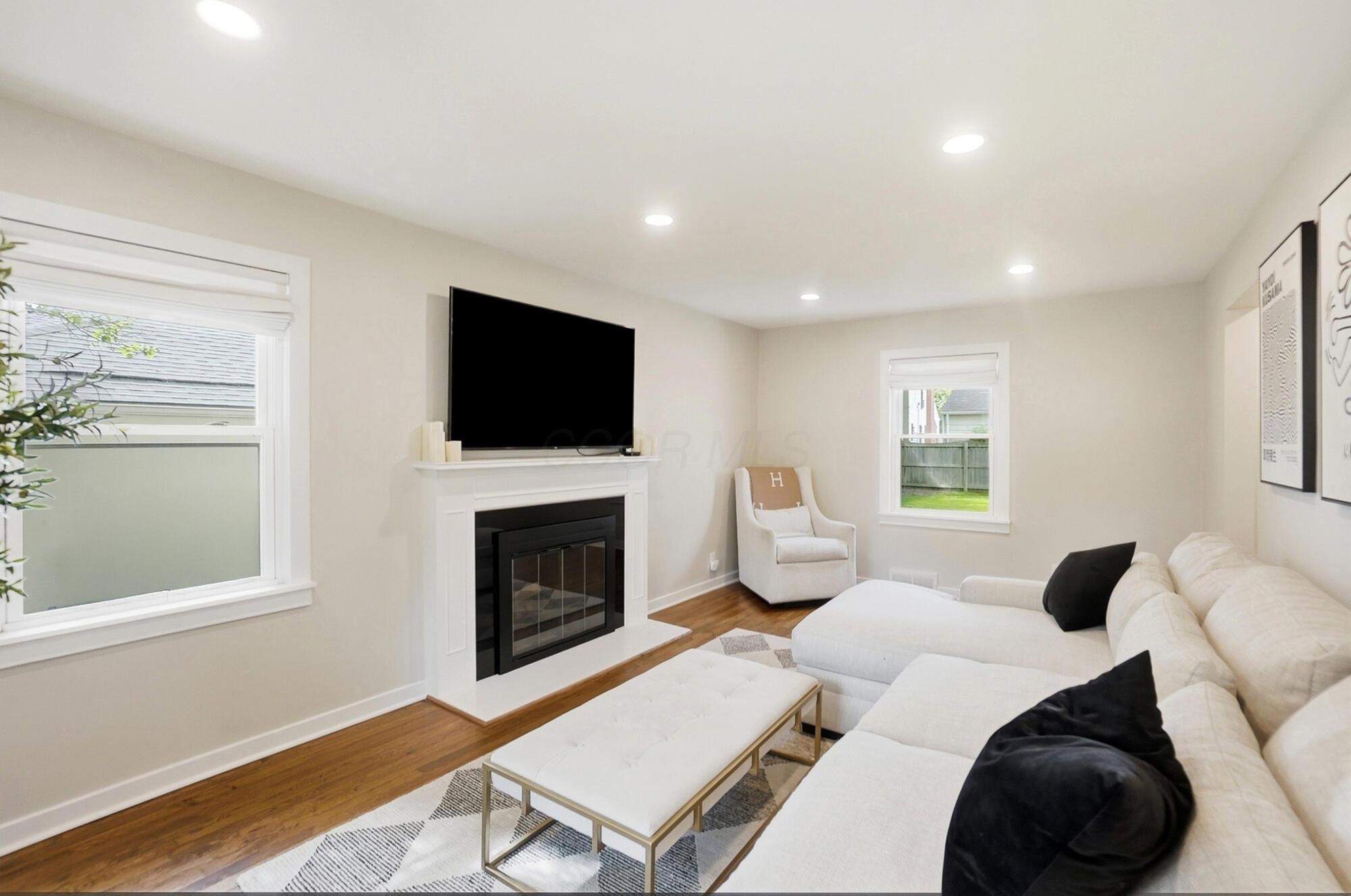 2180 Jervis Road
