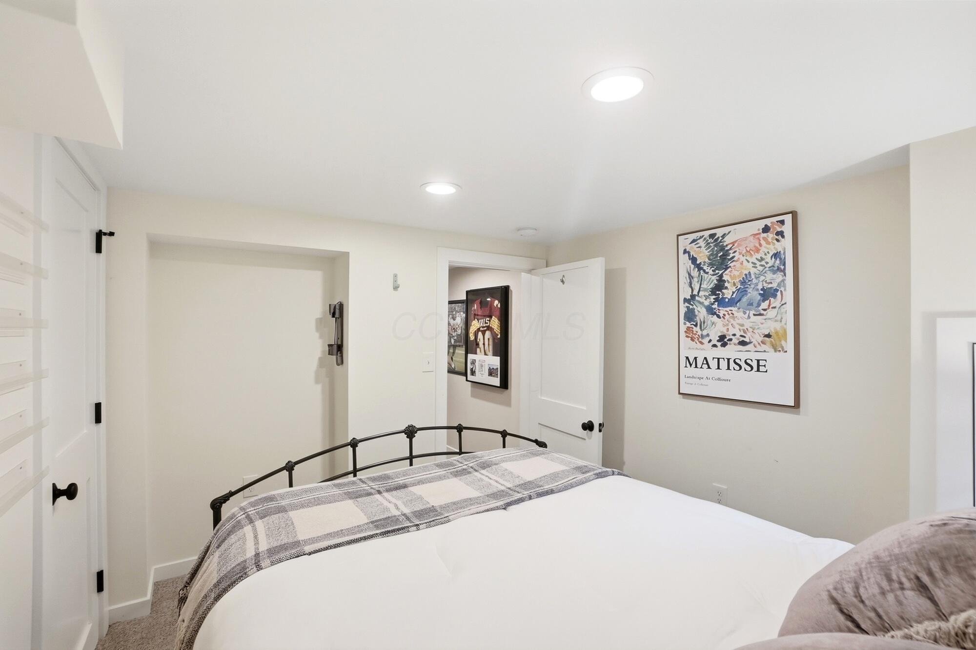 2180 Jervis Road