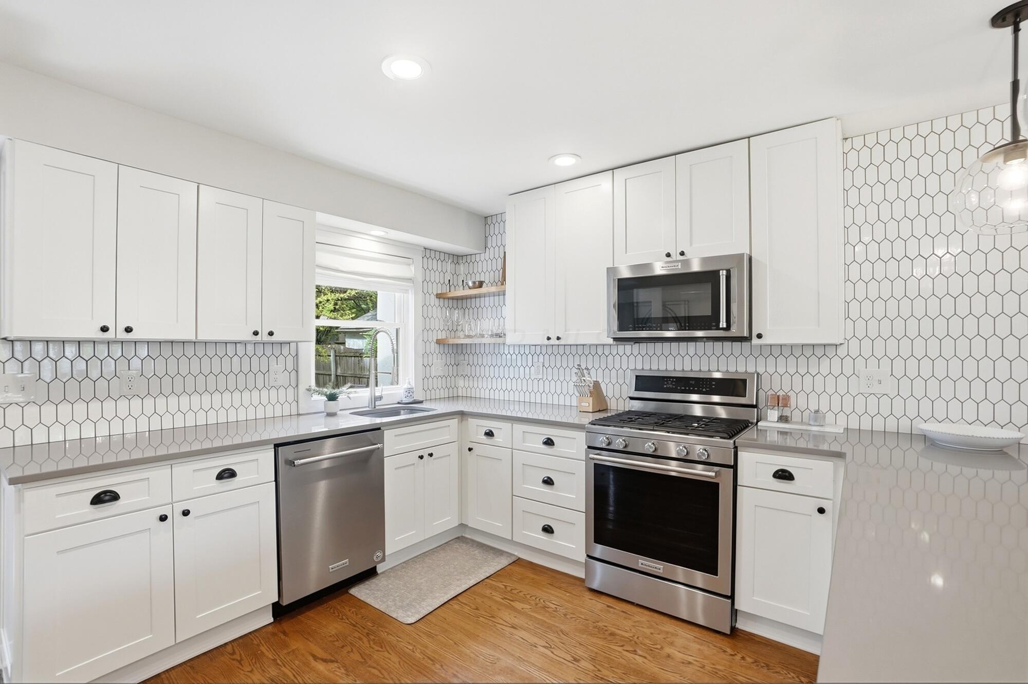 2180 Jervis Road