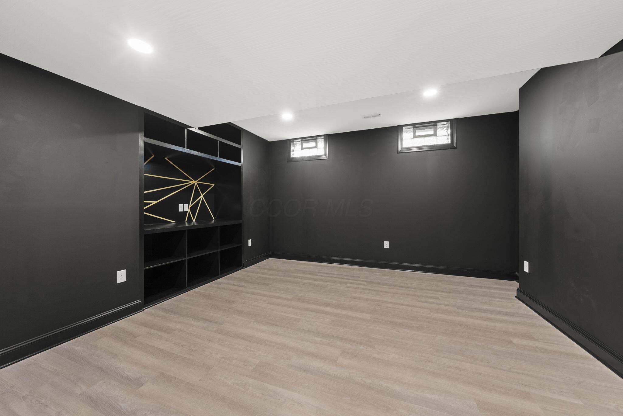 7675 Falcon Hill Court