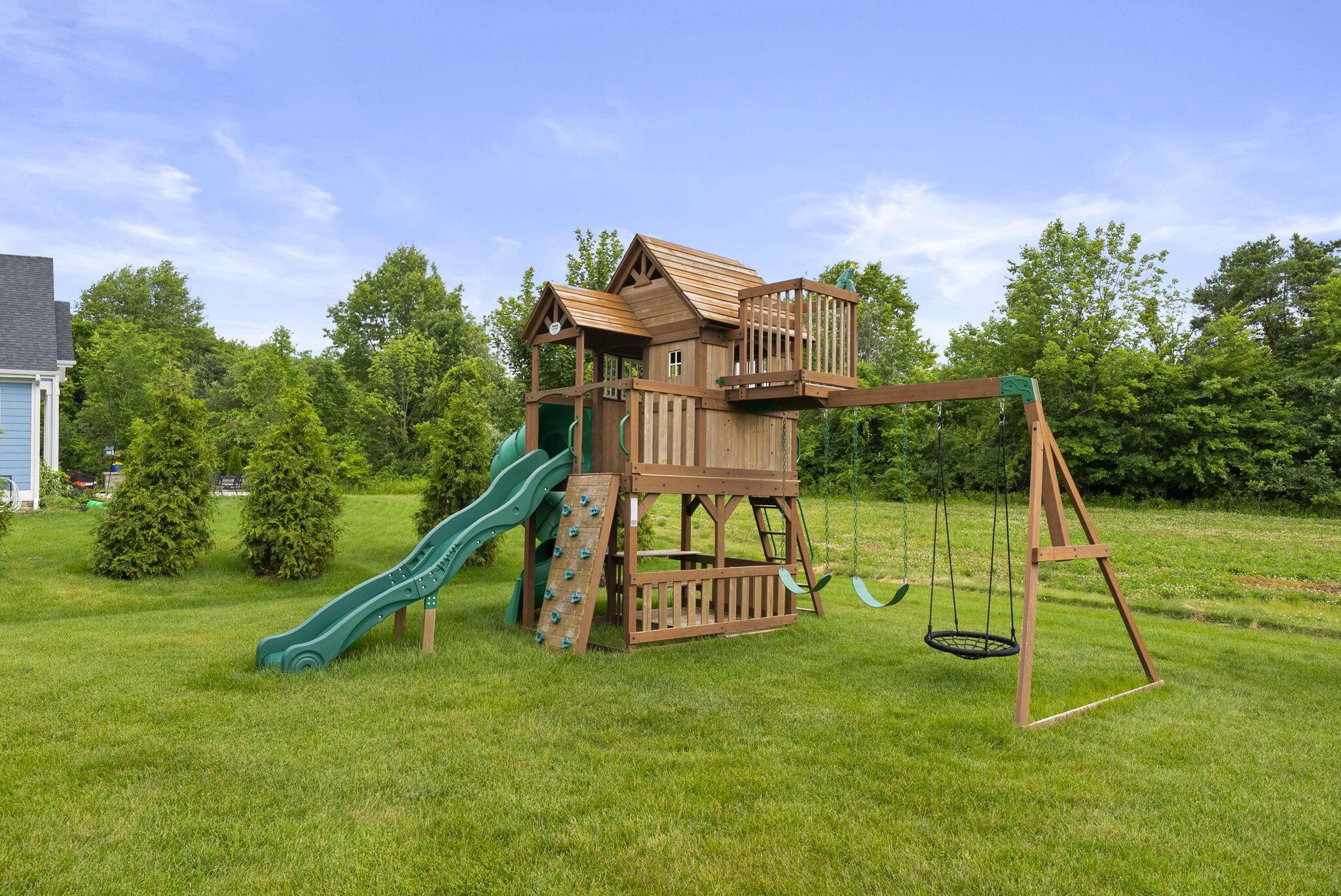 7675 Falcon Hill Court