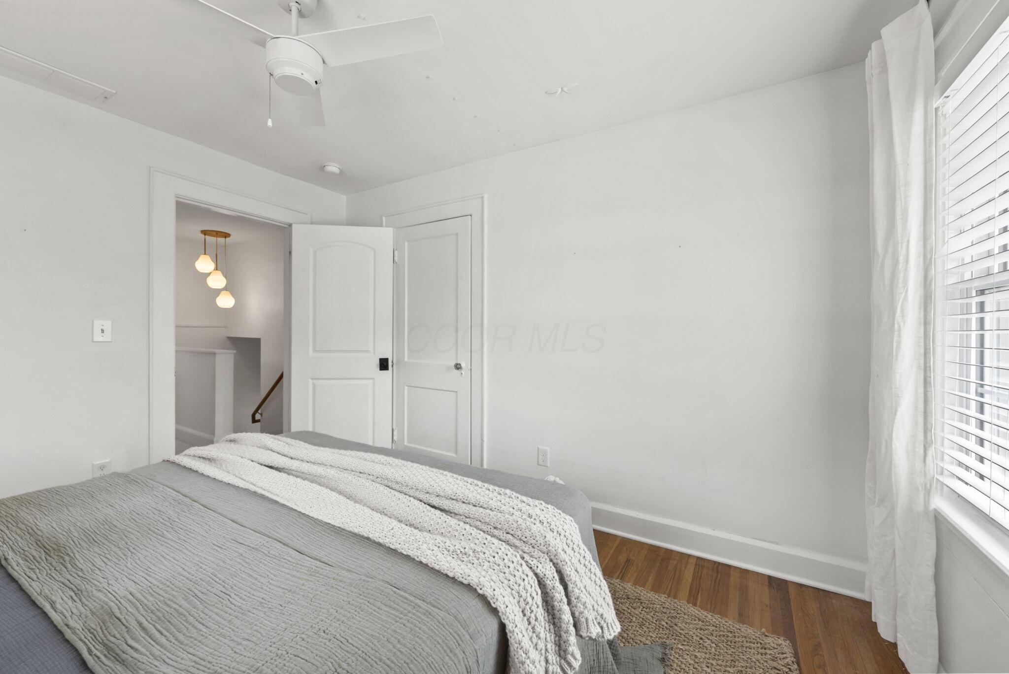 1279 Inglis Avenue