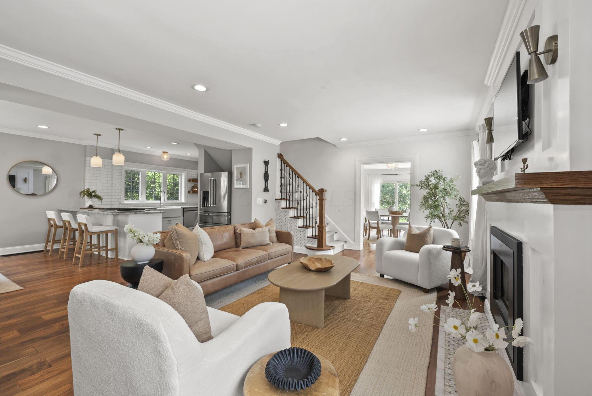 1279 Inglis Avenue