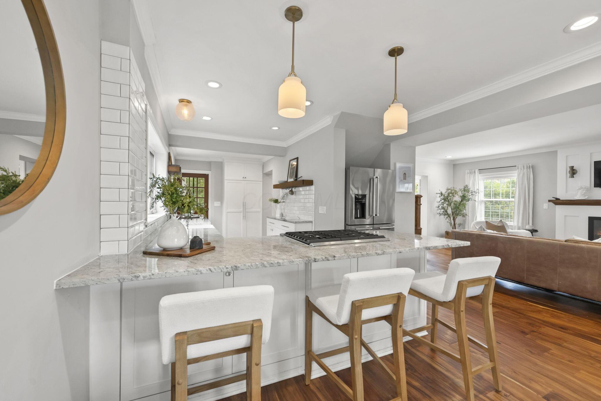 1279 Inglis Avenue