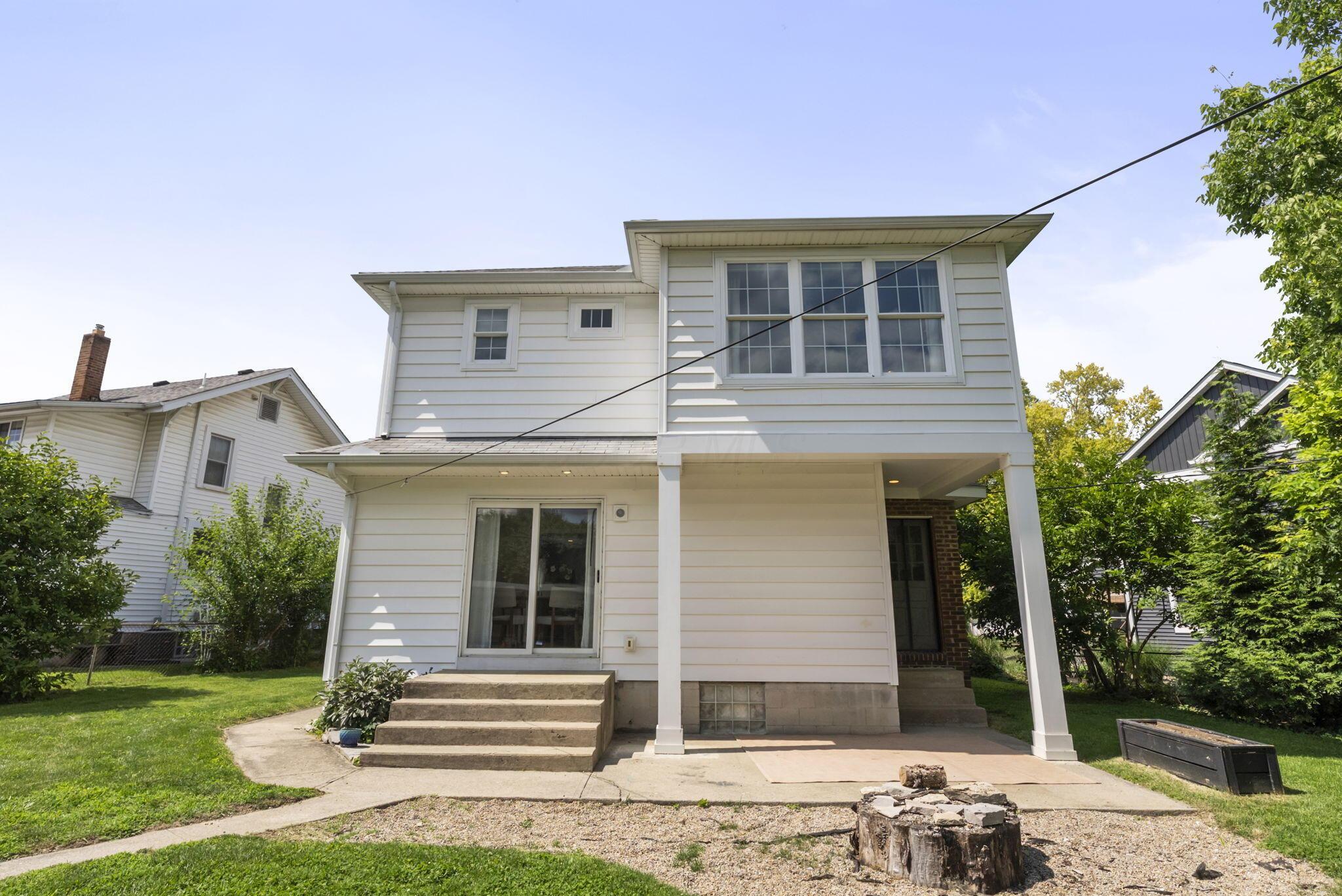 1279 Inglis Avenue