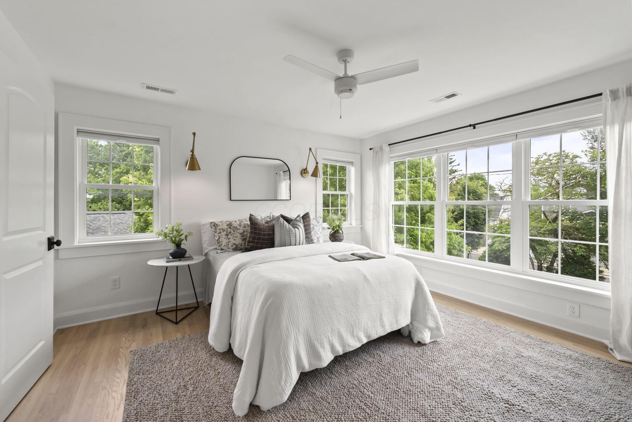 1279 Inglis Avenue