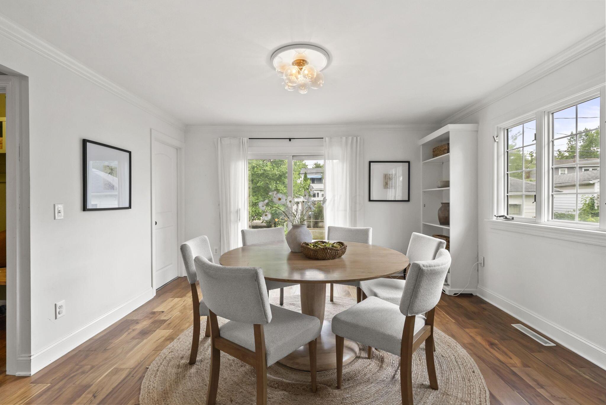 1279 Inglis Avenue