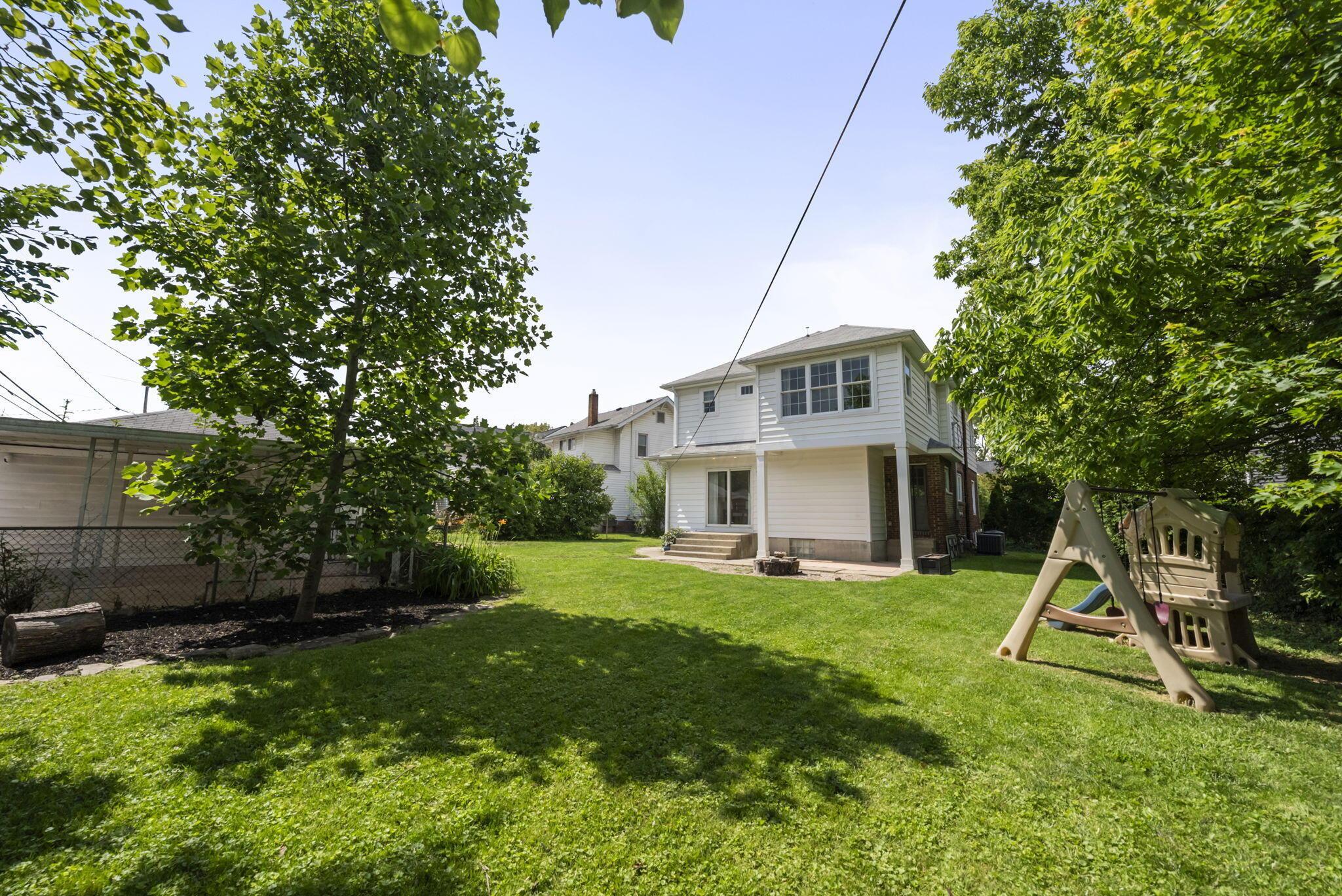 1279 Inglis Avenue