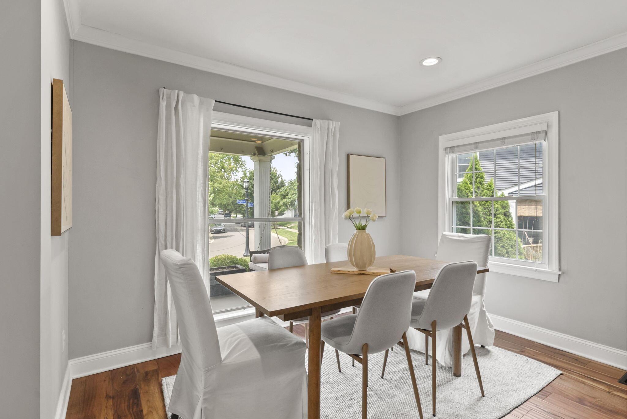 1279 Inglis Avenue