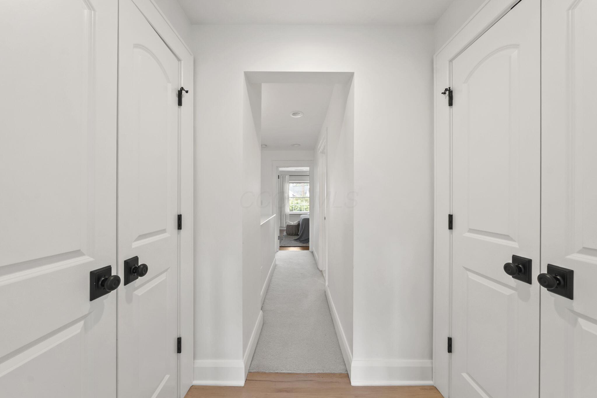 1279 Inglis Avenue