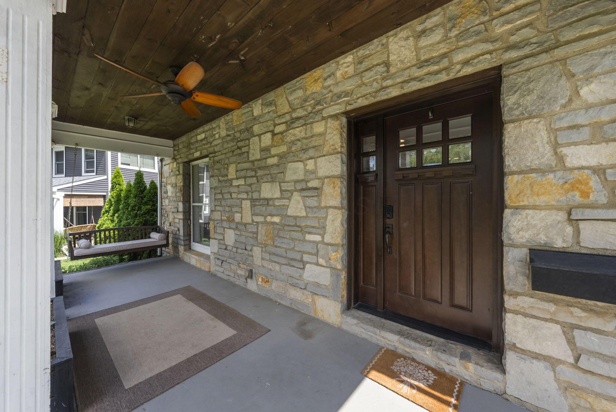 1279 Inglis Avenue
