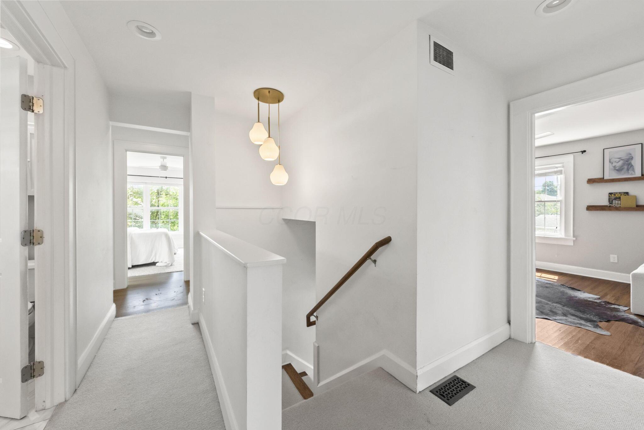1279 Inglis Avenue