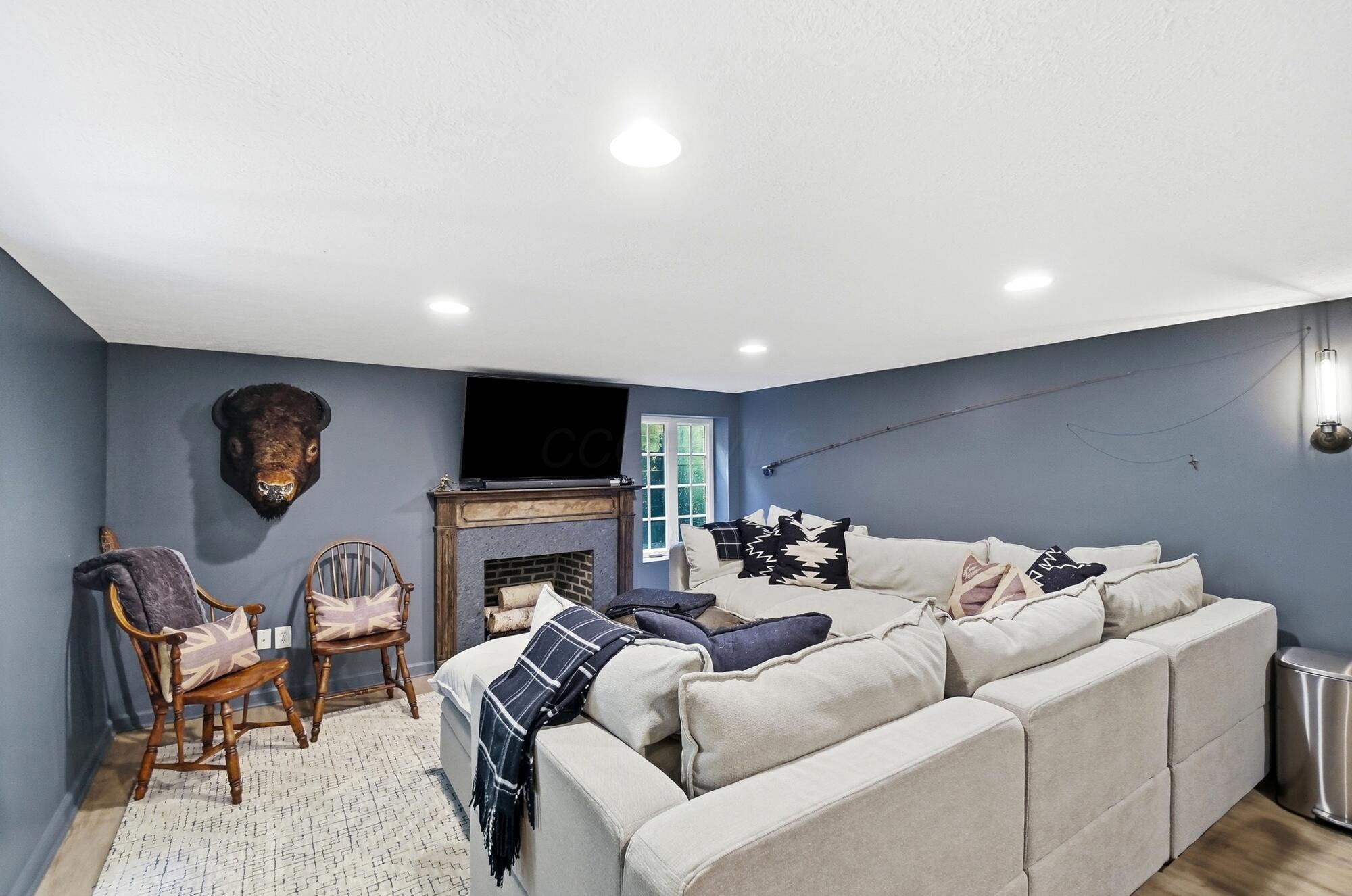 2656 Tremont Road