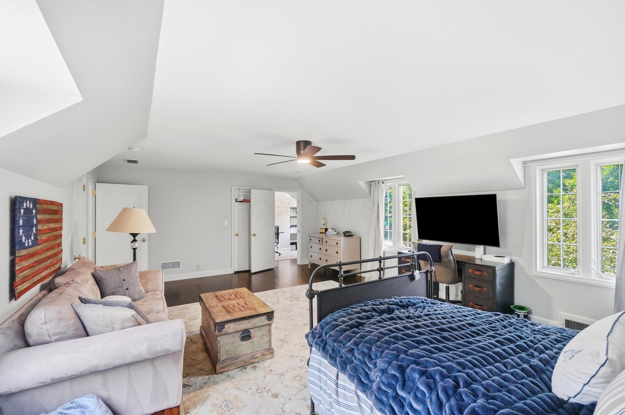 2656 Tremont Road