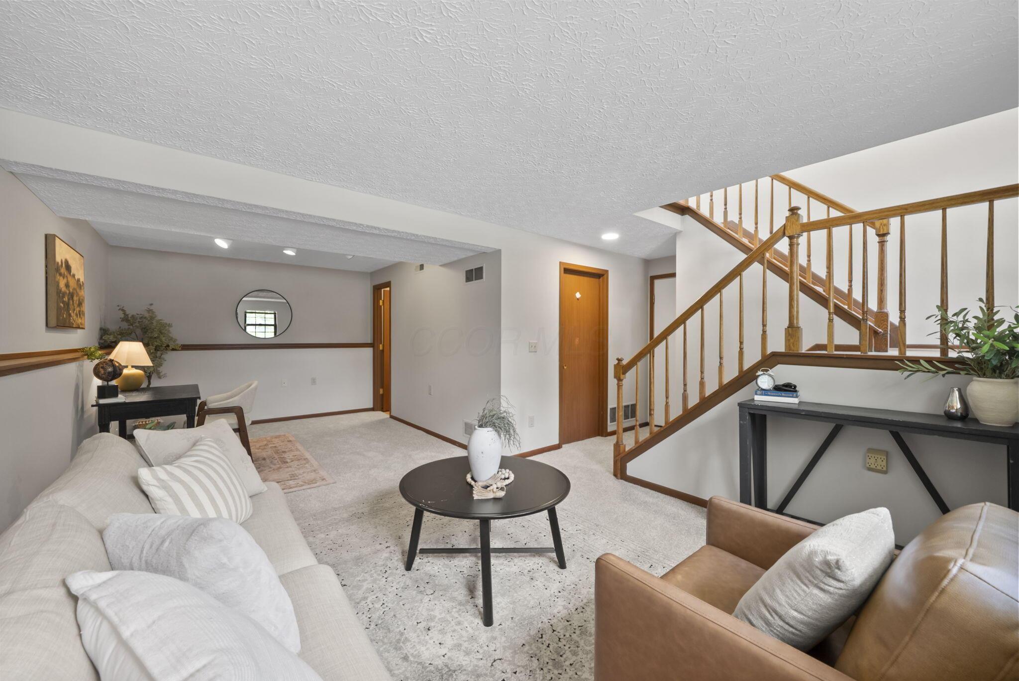 6940 Finchley Drive