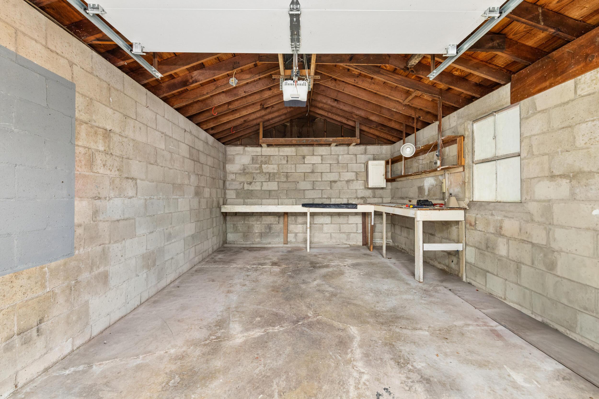 1967 Zollinger Road