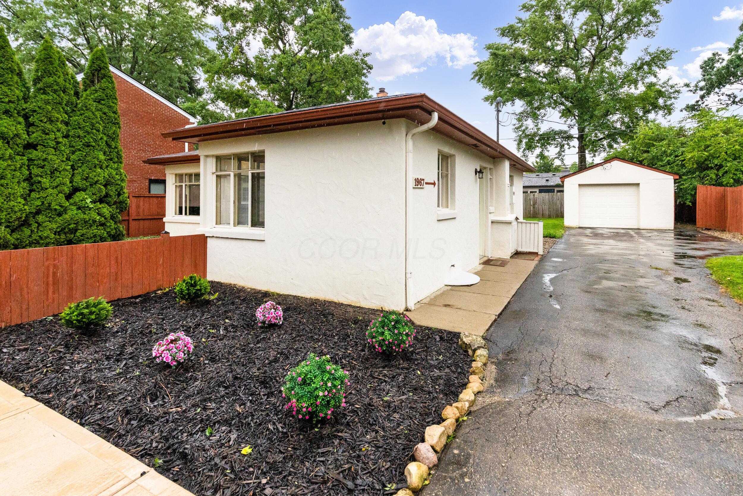 1967 Zollinger Road