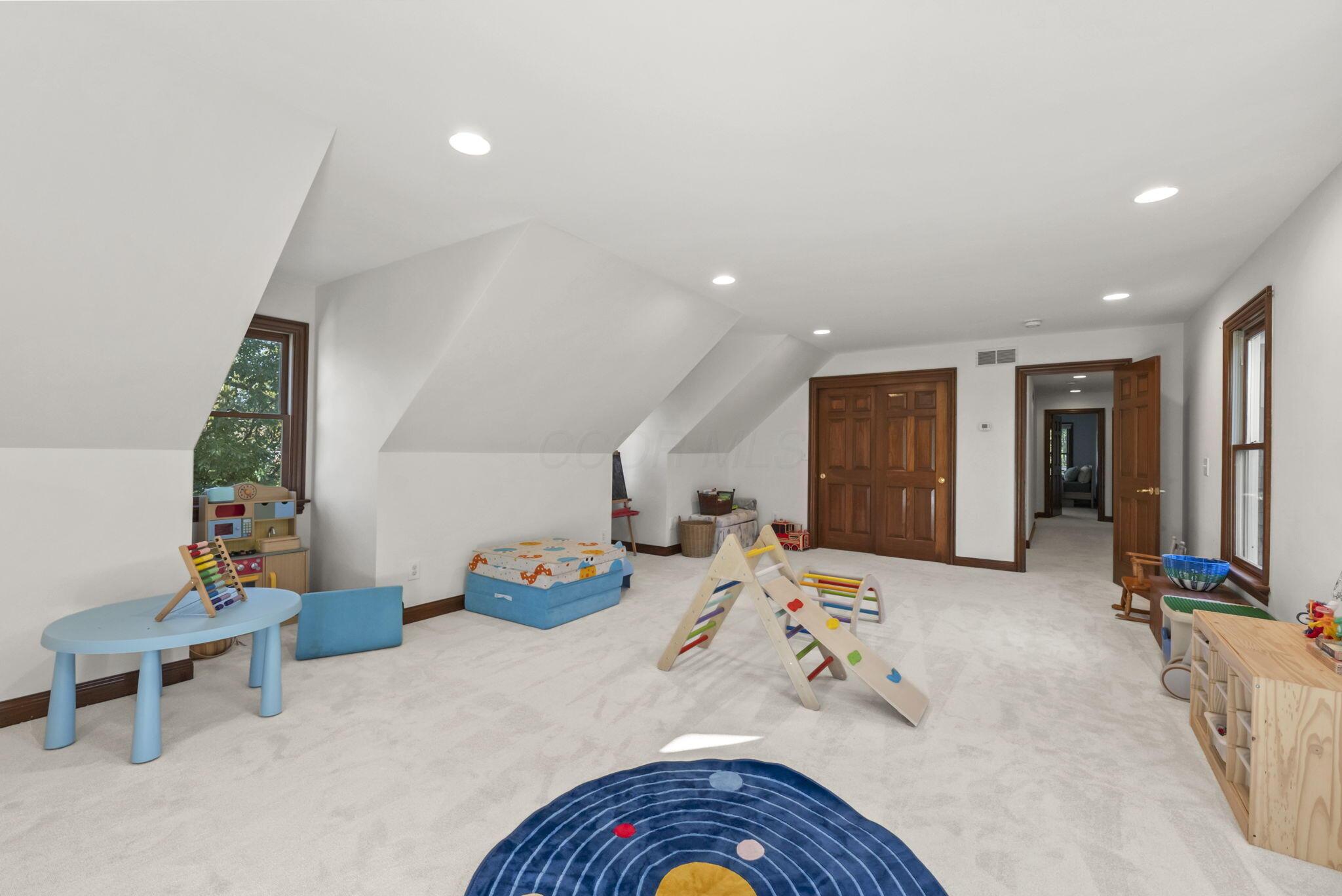 9776 Erin Woods Drive