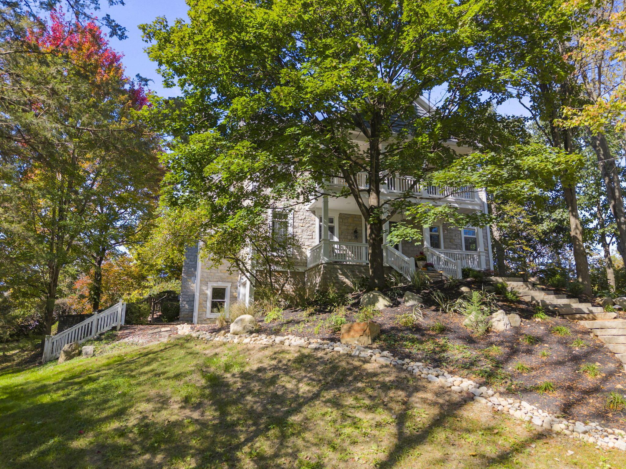 9776 Erin Woods Drive