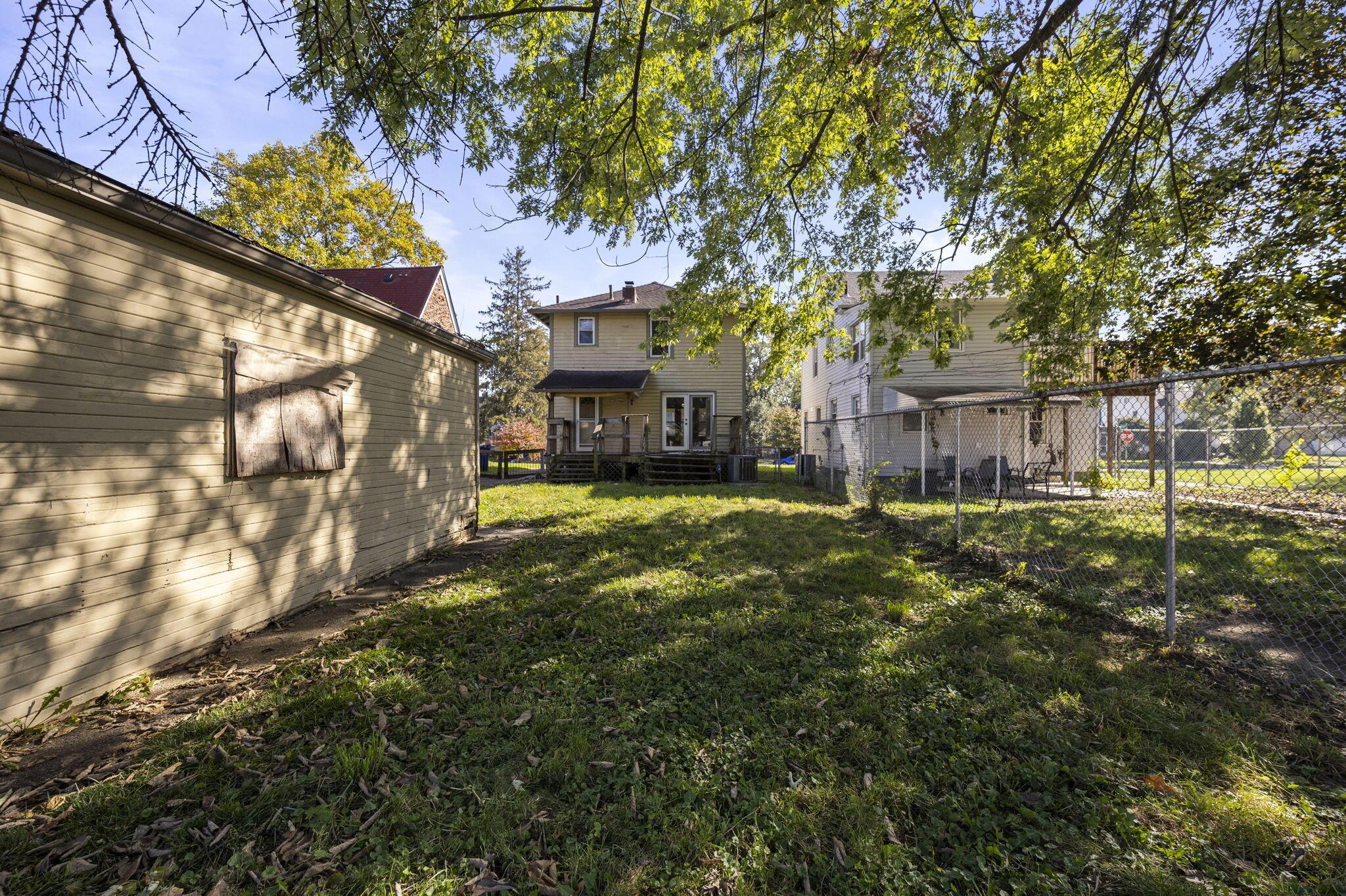 585 Binns Boulevard