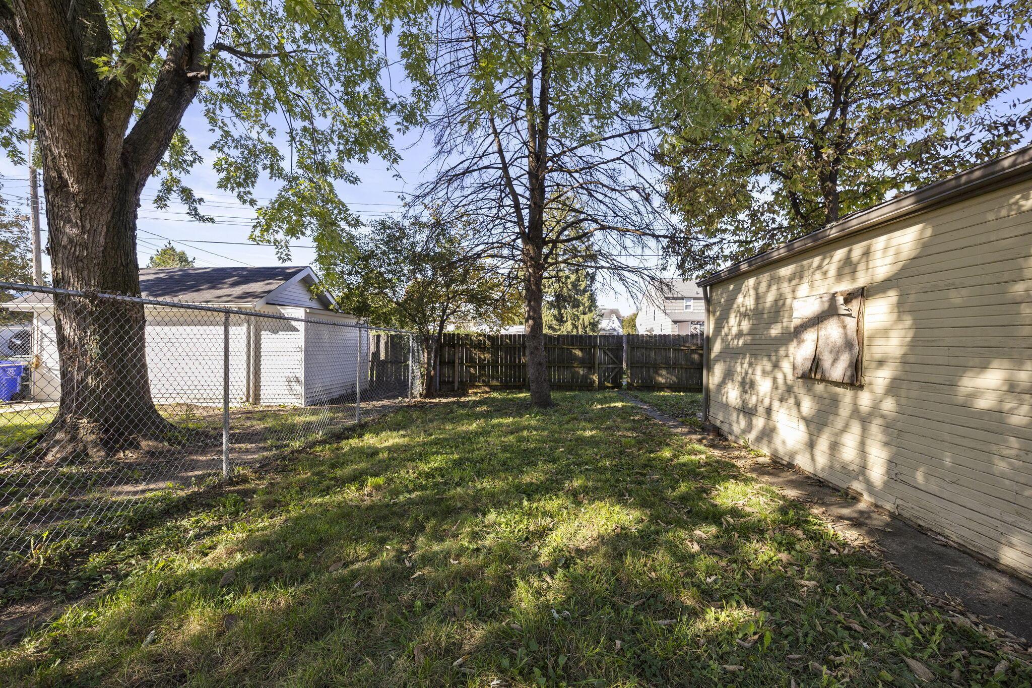 585 Binns Boulevard