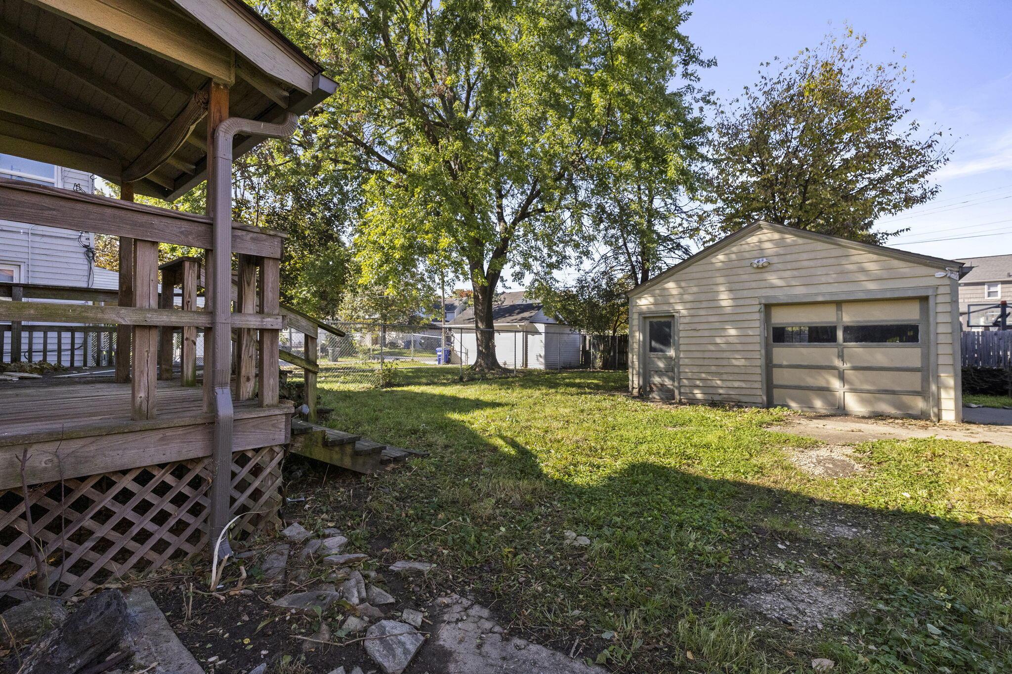 585 Binns Boulevard
