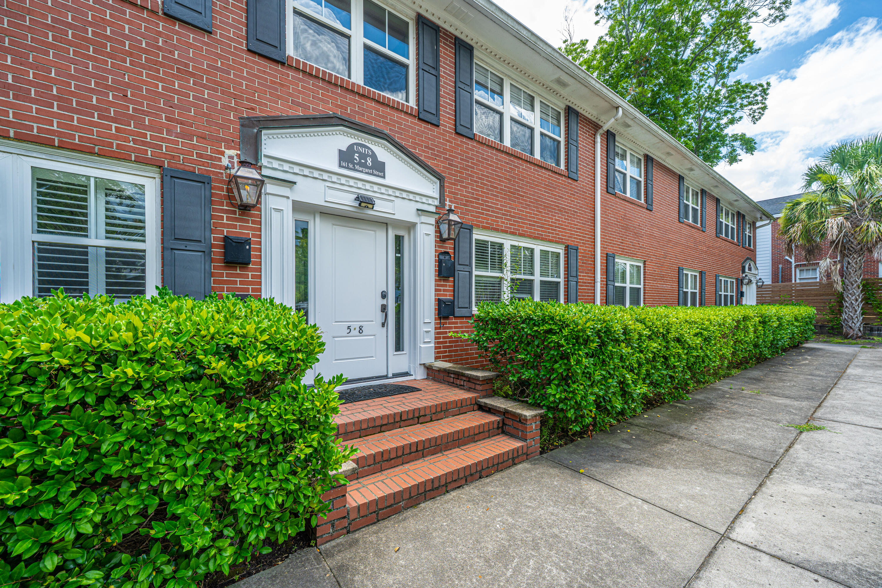 161 St Margaret Street # 5