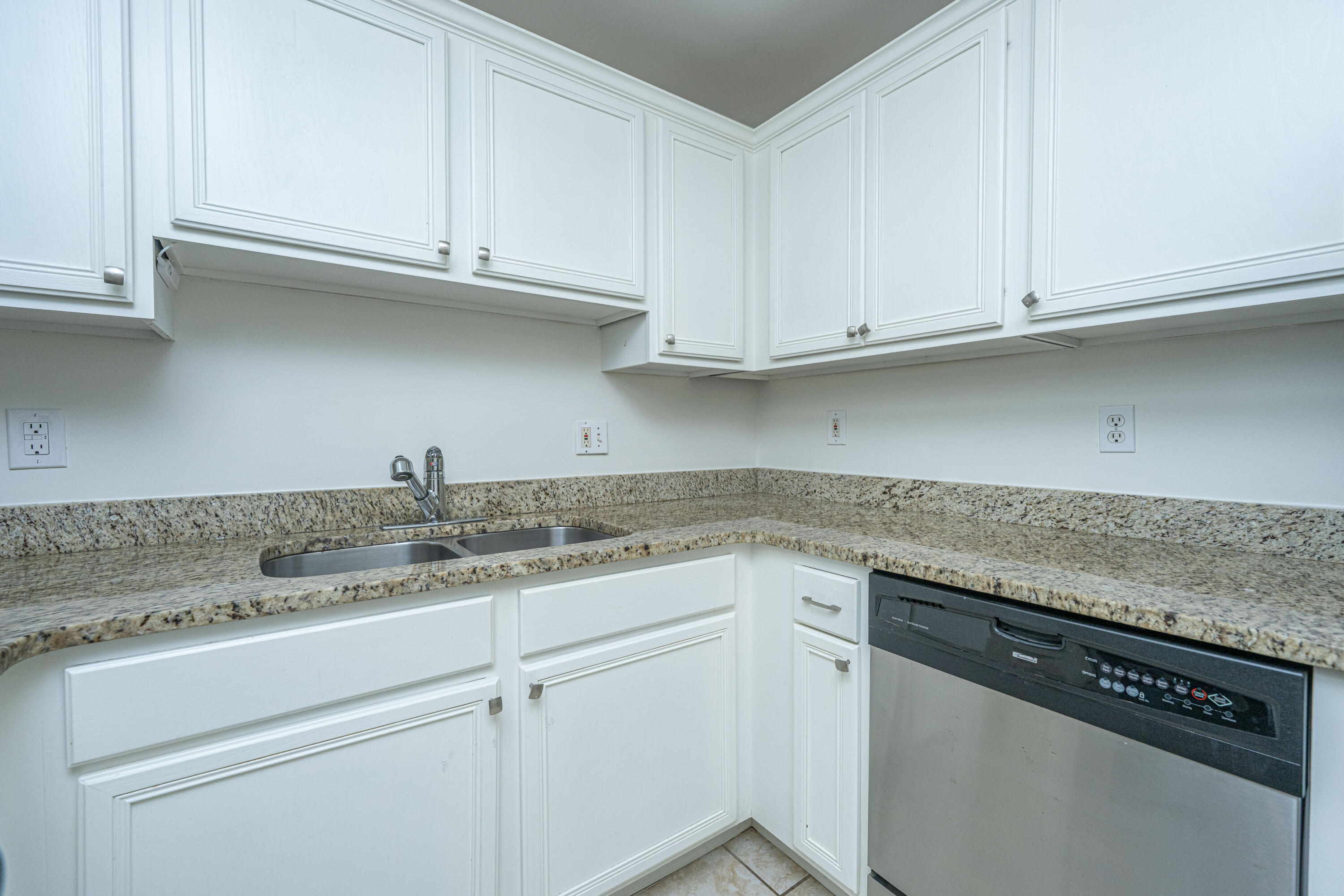 161 St Margaret Street # 5