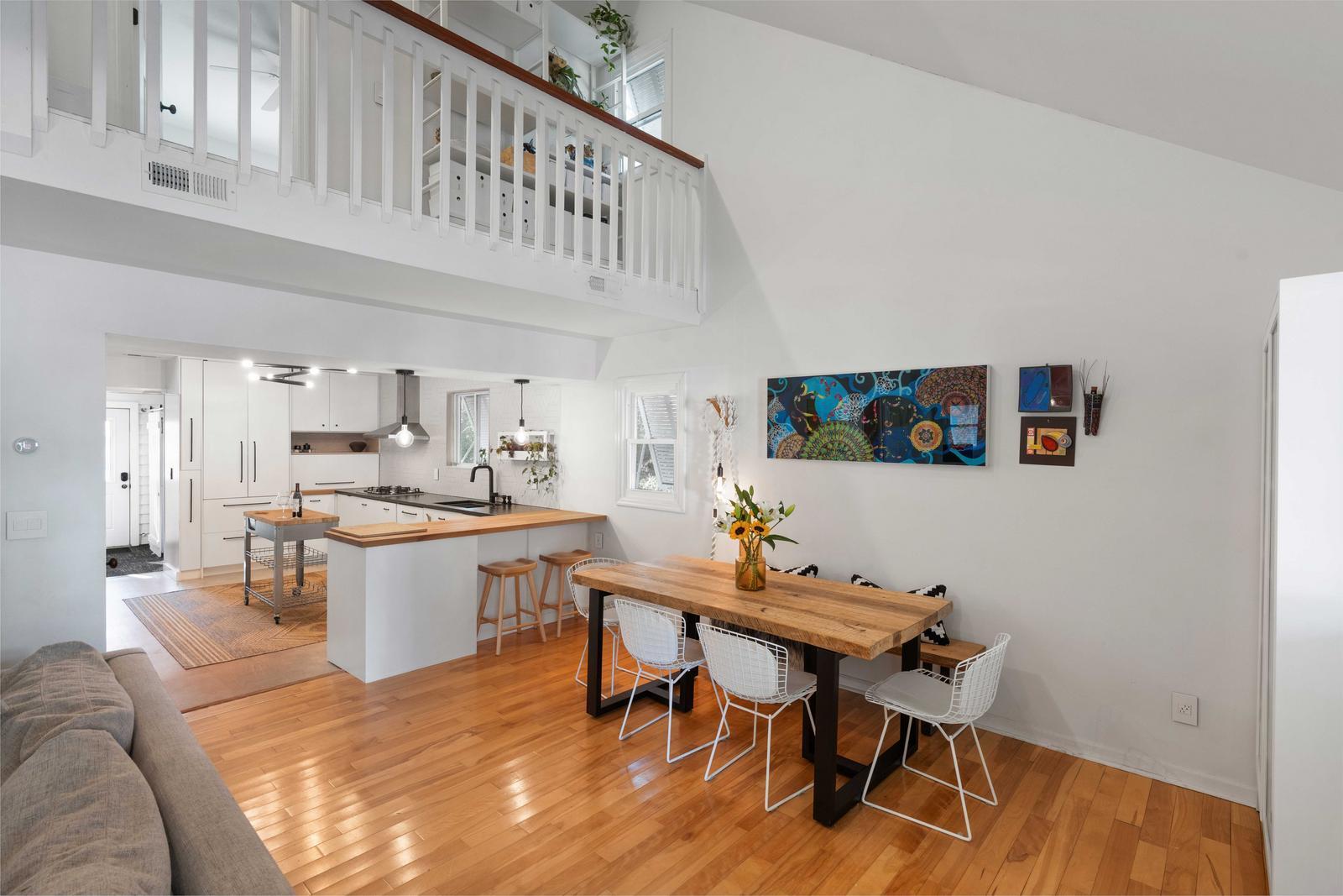 1515 N Lakeshore Drive