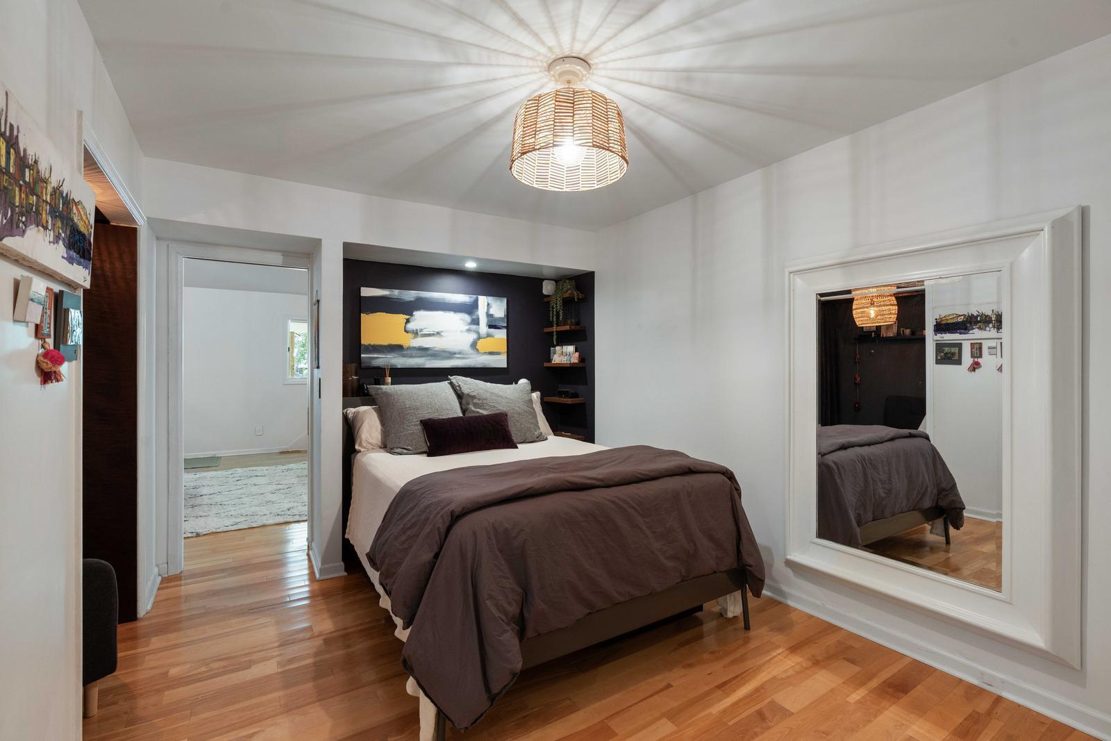 1515 N Lakeshore Drive